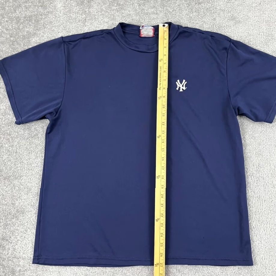 Vintage New York Yankees Shirt Mens Large Blue Majestic Authentic Baseball Embroidered Size US L / EU 52-54 / 3 - 5 Thumbnail