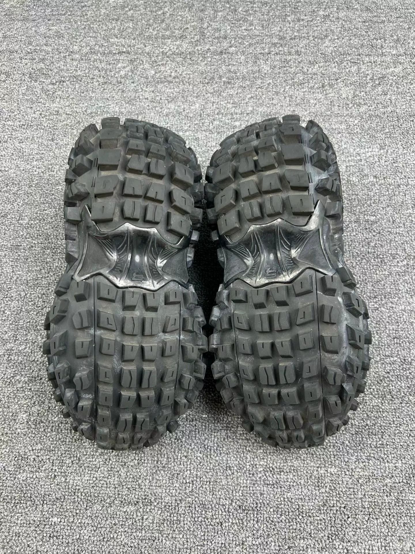 Balenciaga Balenciaga All Black Distressed Tyre Sneakers Size US S / EU 44-46 / 1 - 5 Thumbnail