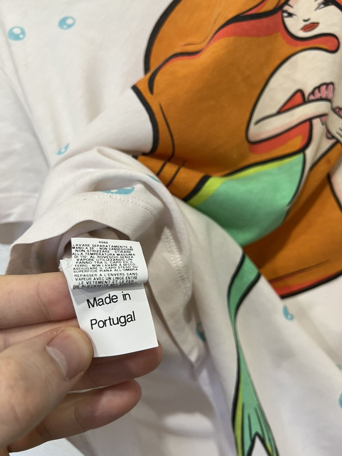 Boutique Moschino Moschino Boutique White T Shirt Womens Size S / US 4 / IT 40 - 5 Thumbnail