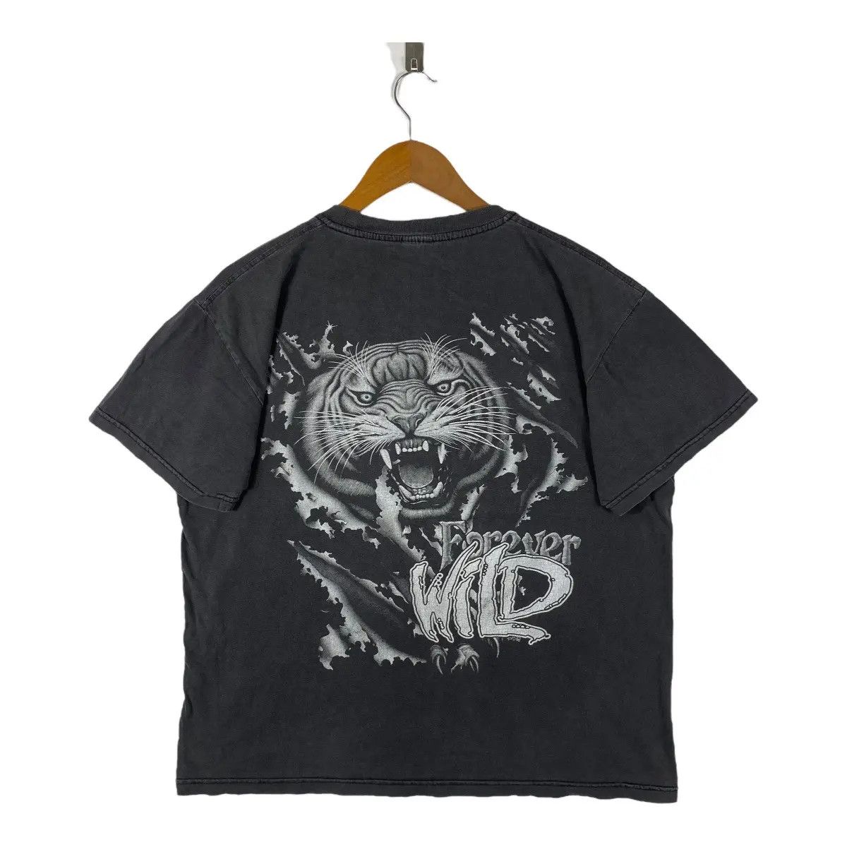 Other Vintage 00's FOREVER WILD TIGER Graphic Tee Shirt Size US L / EU 52-54 / 3 - 5 Thumbnail
