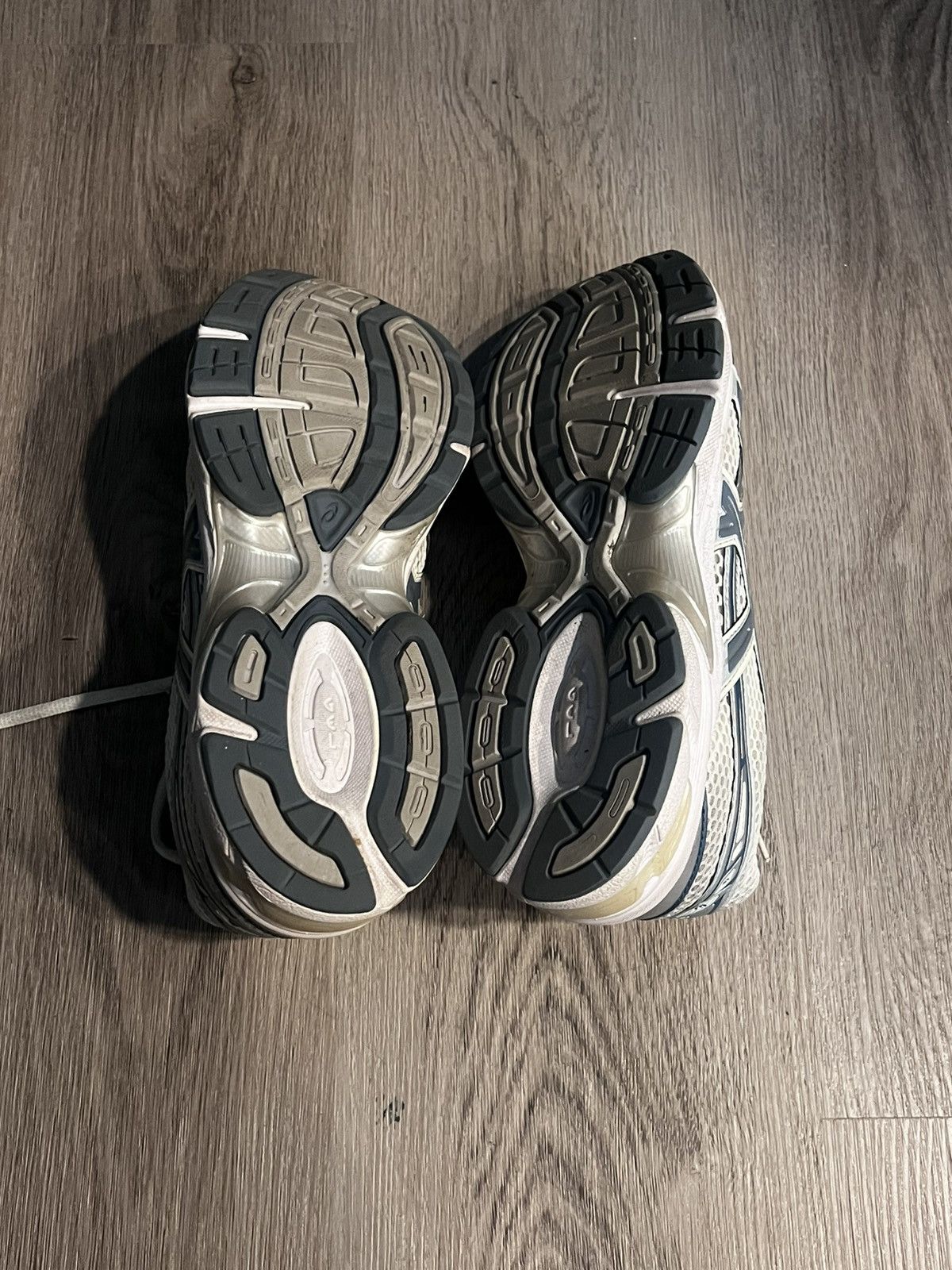 Asics ASICS Gel-1130 Silver Ironclad Size US 9 / EU 42 - 3 Thumbnail