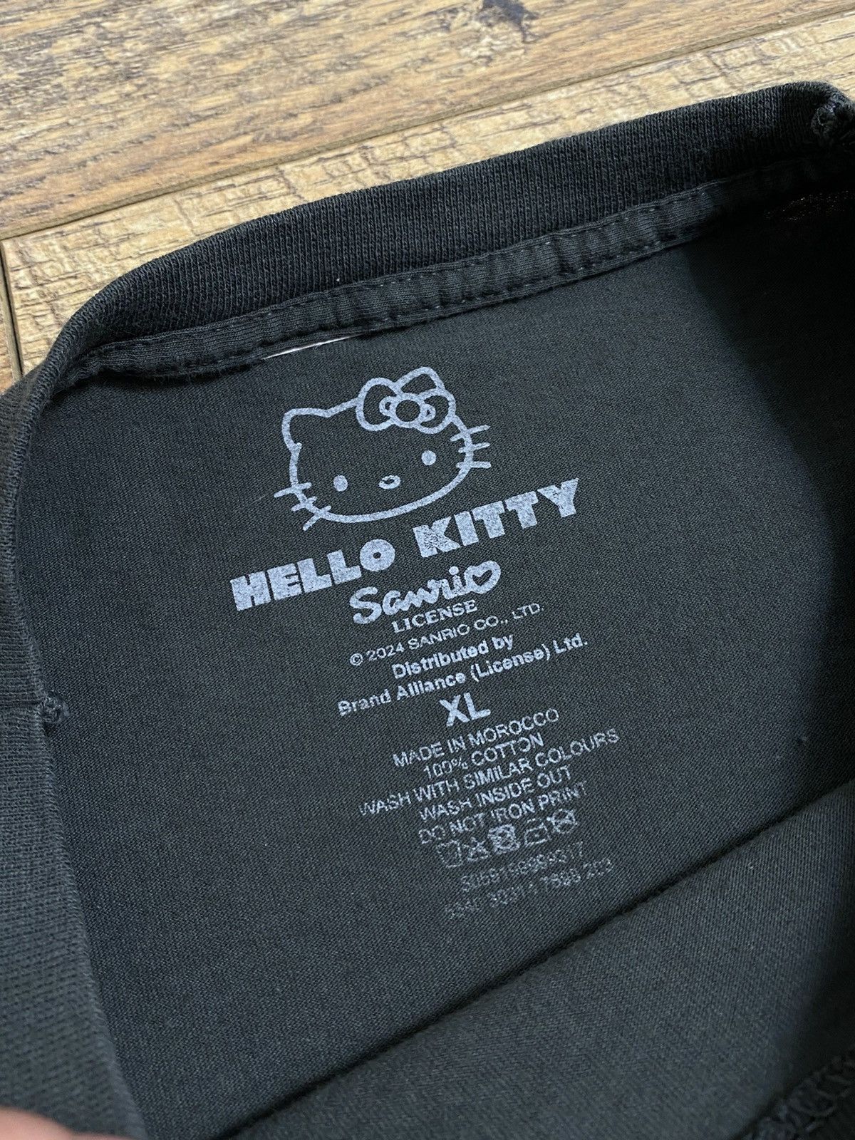 Japanese Brand Sanrio Hello Kitty "Sweet As A Cherry" Graphic Tee Gray XL Size US S / EU 44-46 / 1 - 3 Thumbnail