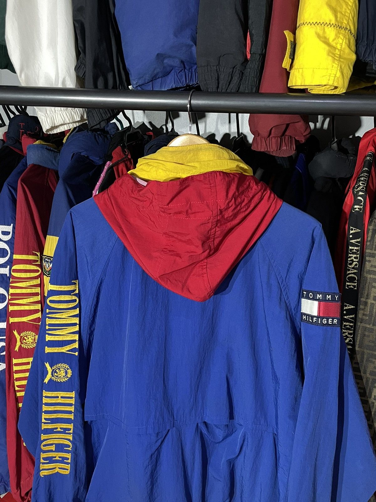 Tommy Hilfiger × Vintage Jacket Tommy Hilfiger Spell Out 90’s Vintage Size US XL / EU 56 / 4 - 17 Thumbnail