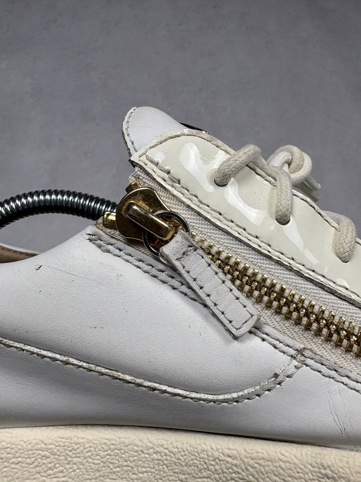 Giuseppe Zanotti Giuseppe Zanotti White Leather Zip Low Top Sneakers EU43 Size US 10 / EU 43 - 13 Thumbnail