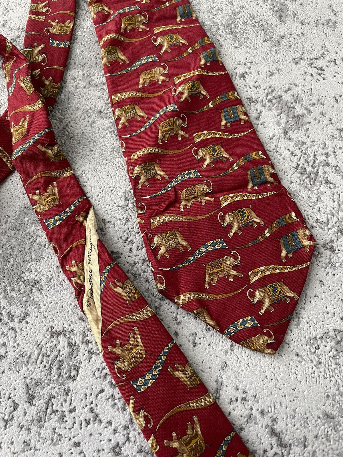 Salvatore Ferragamo × Vintage Vintage Salvatore Ferragamo Elephant Print Silk Ties Size ONE SIZE - 7 Thumbnail