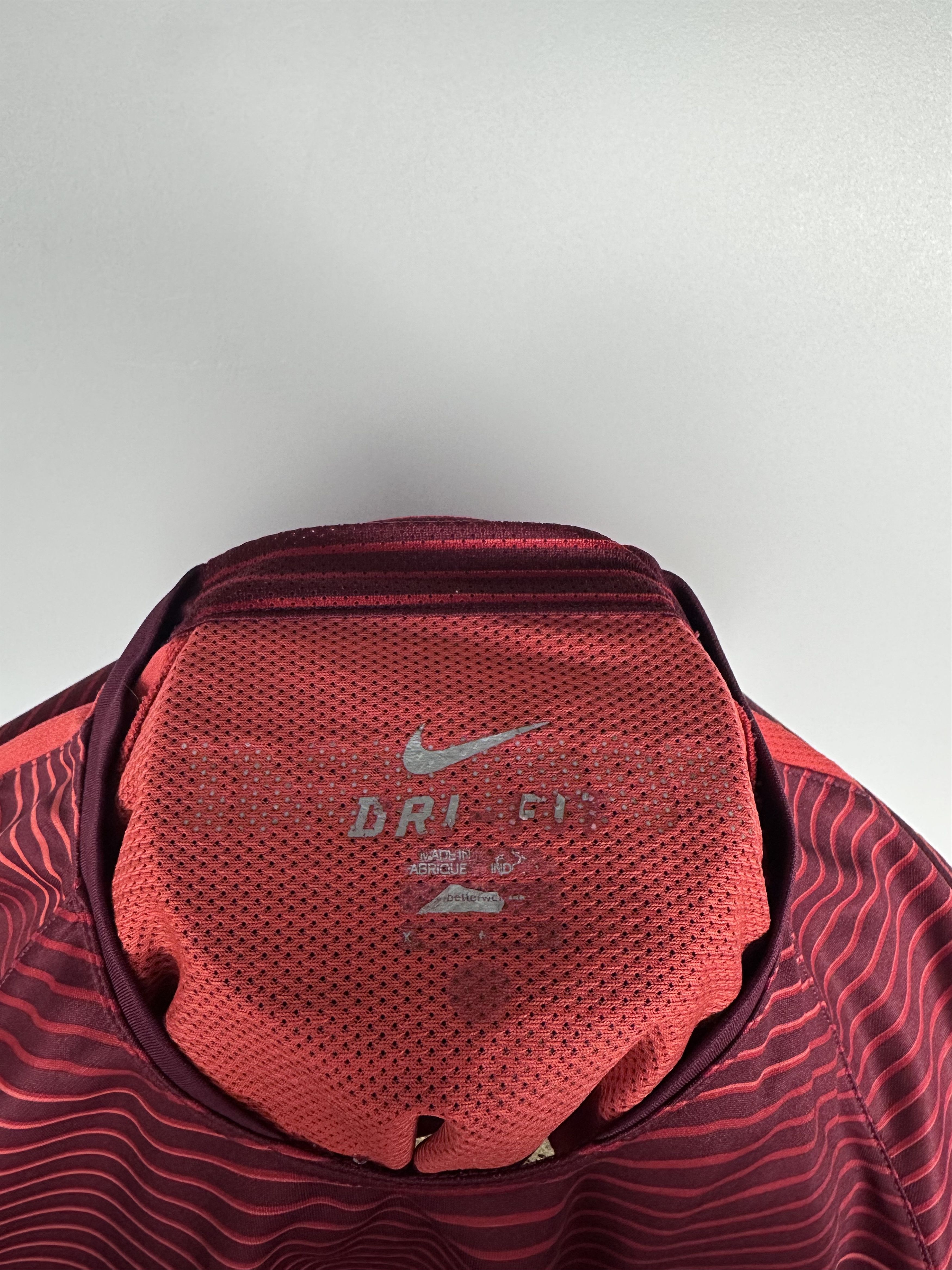 Nike Portugal 2016 Training Football Shirt Soccer Jersey Nike XL Size US XL / EU 56 / 4 - 12 Thumbnail
