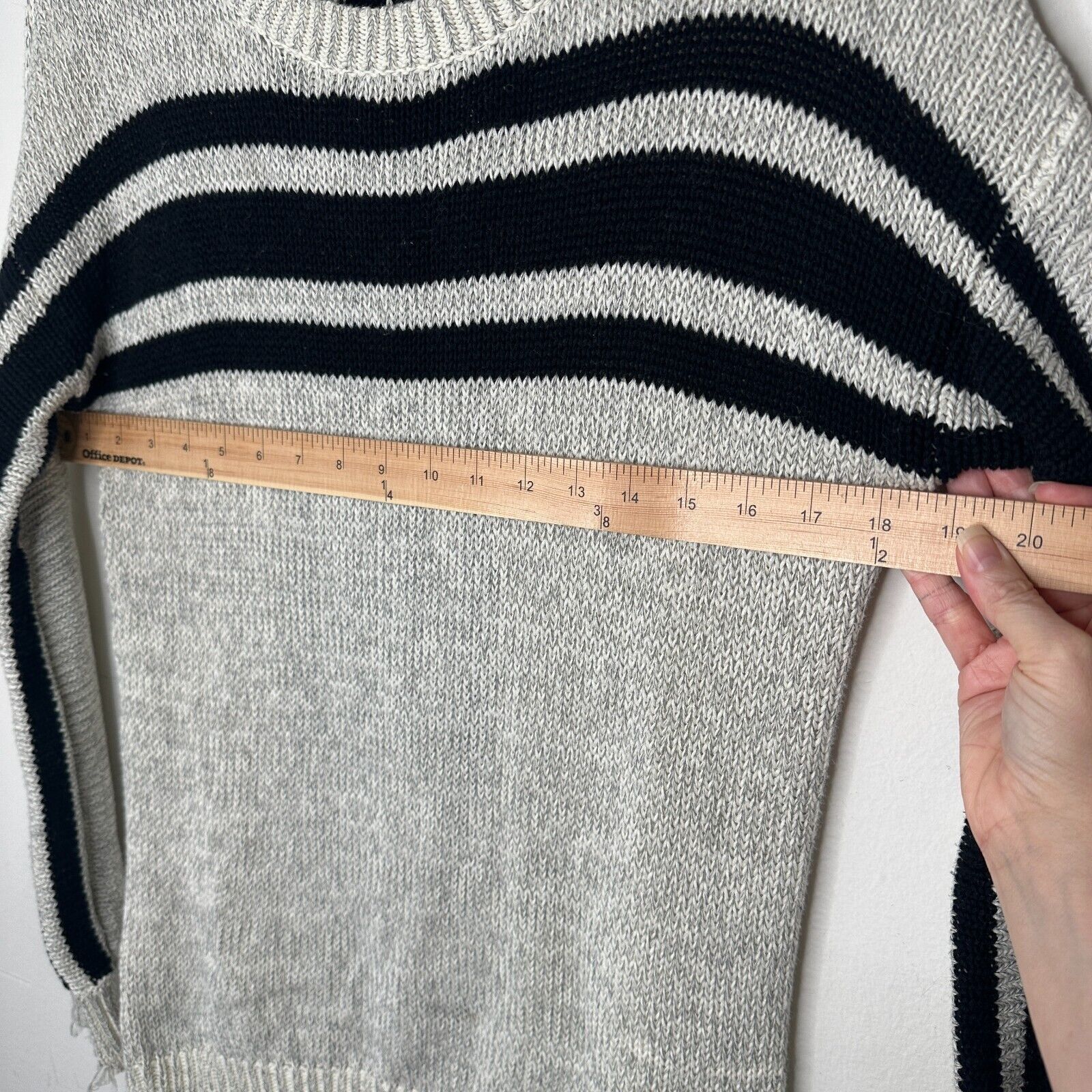 Vintage Havana Havana Gray Black Stripe Distressed Sweater Zip Back SM Size S / US 4 / IT 40 - 11 Thumbnail