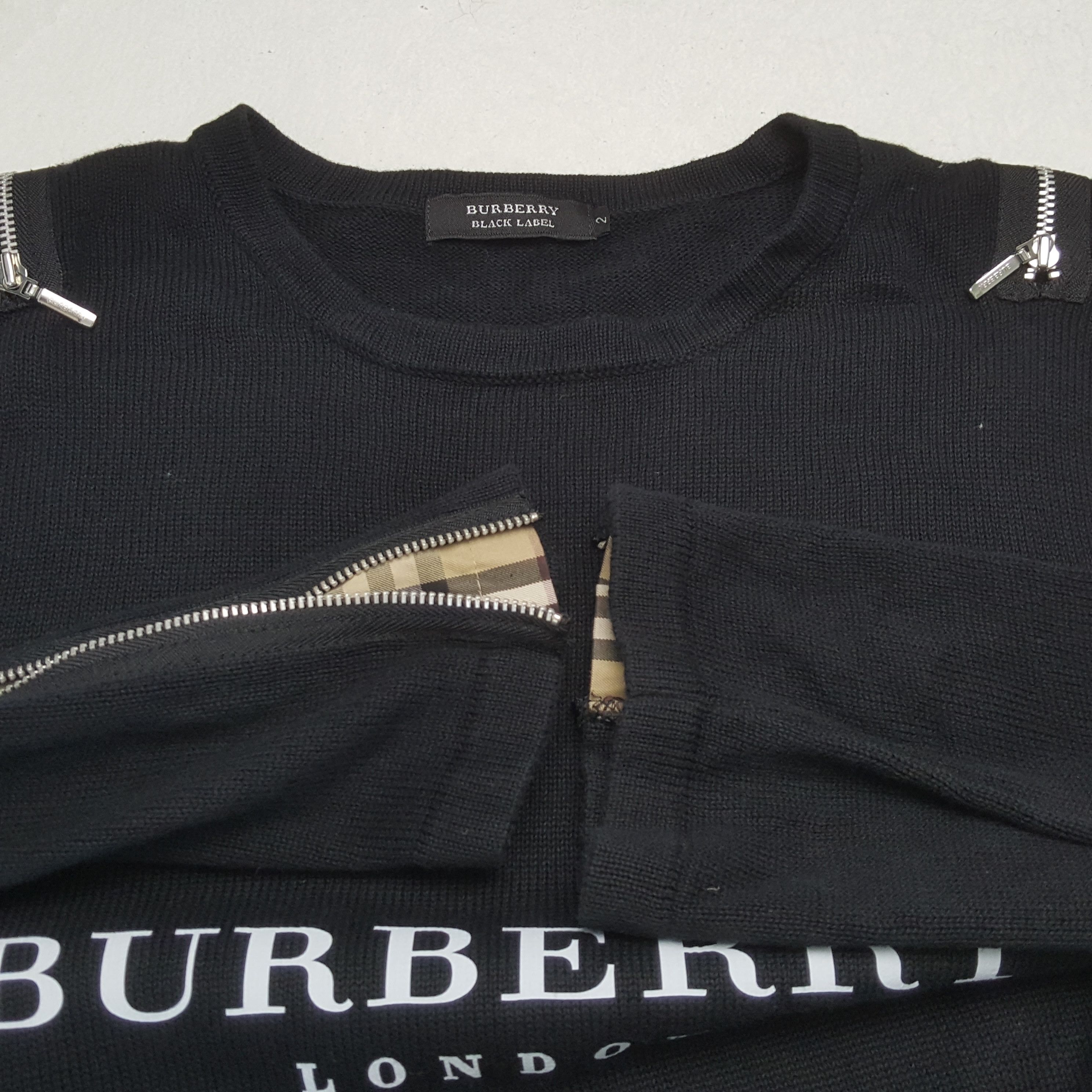 Burberry BURBERRY BLACK LABEL Fashion Brand Custom Art Tshirt Size US M / EU 48-50 / 2 - 10 Thumbnail