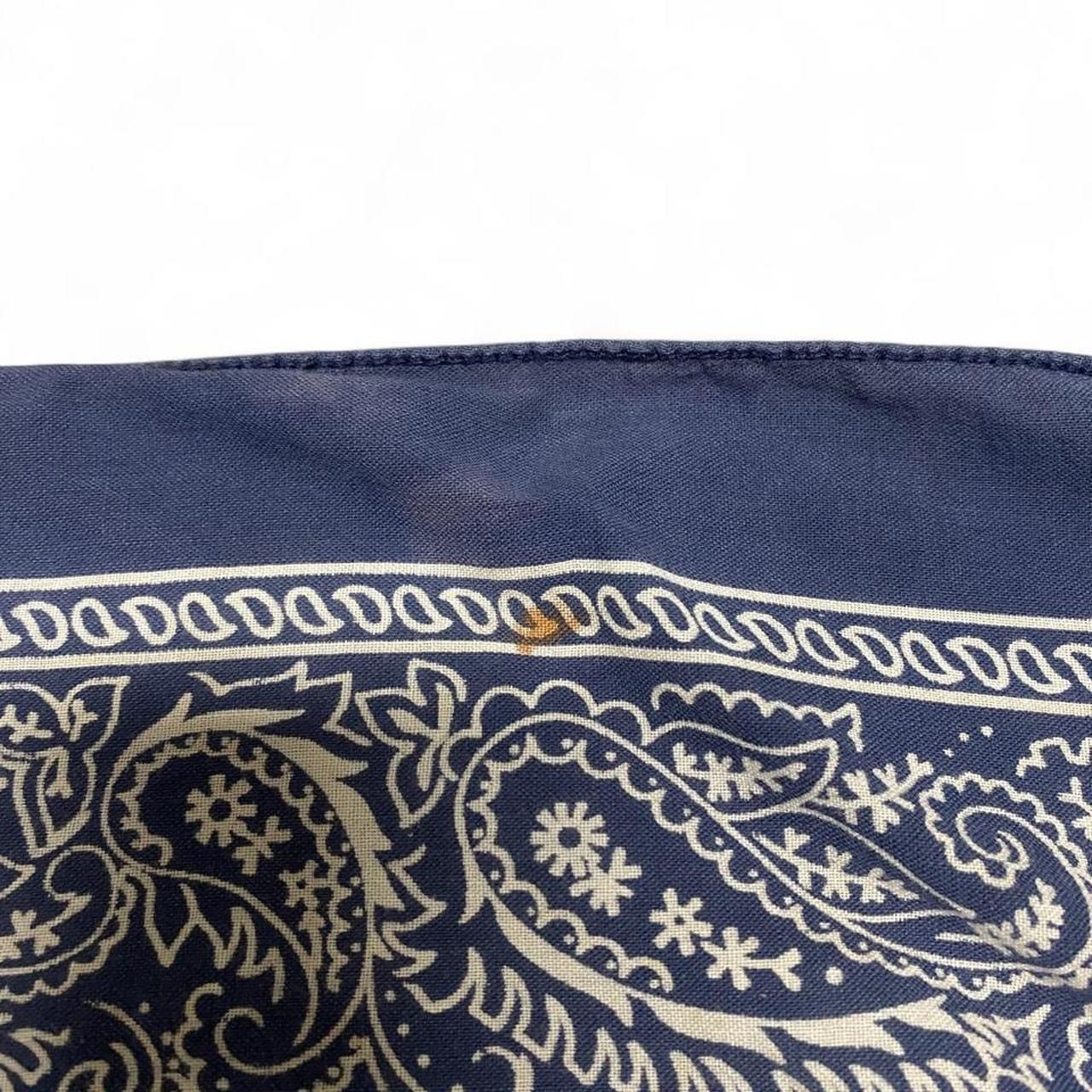 Other Vintage all cotton colour fast blue white paisley bandana Size ONE SIZE - 5 Thumbnail