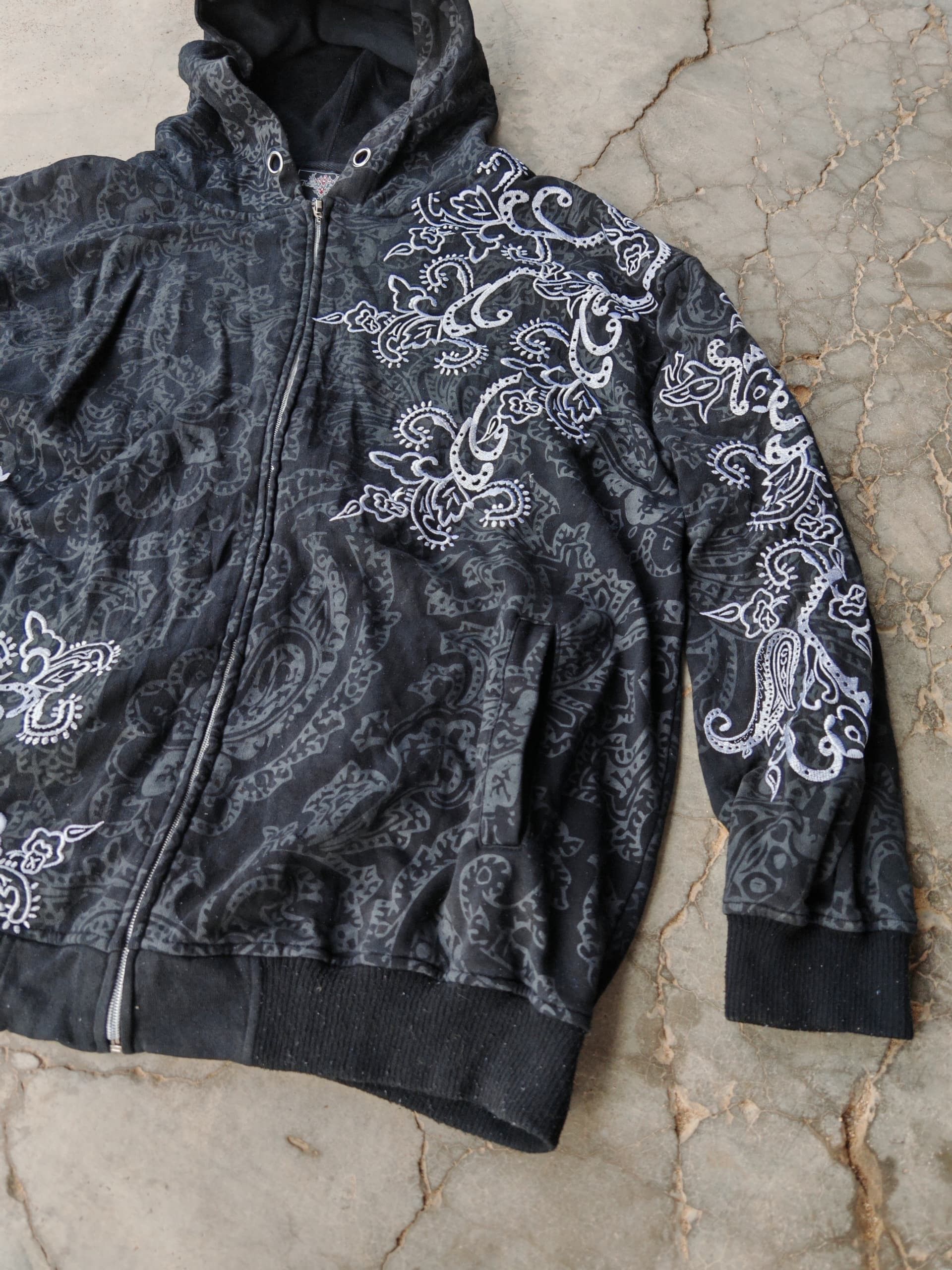 Christian Audigier 🔥Rare Vintage Victorious Embroidery Ed Hardy Style Hoodie Size US XXL / EU 58 / 5 - 4 Thumbnail