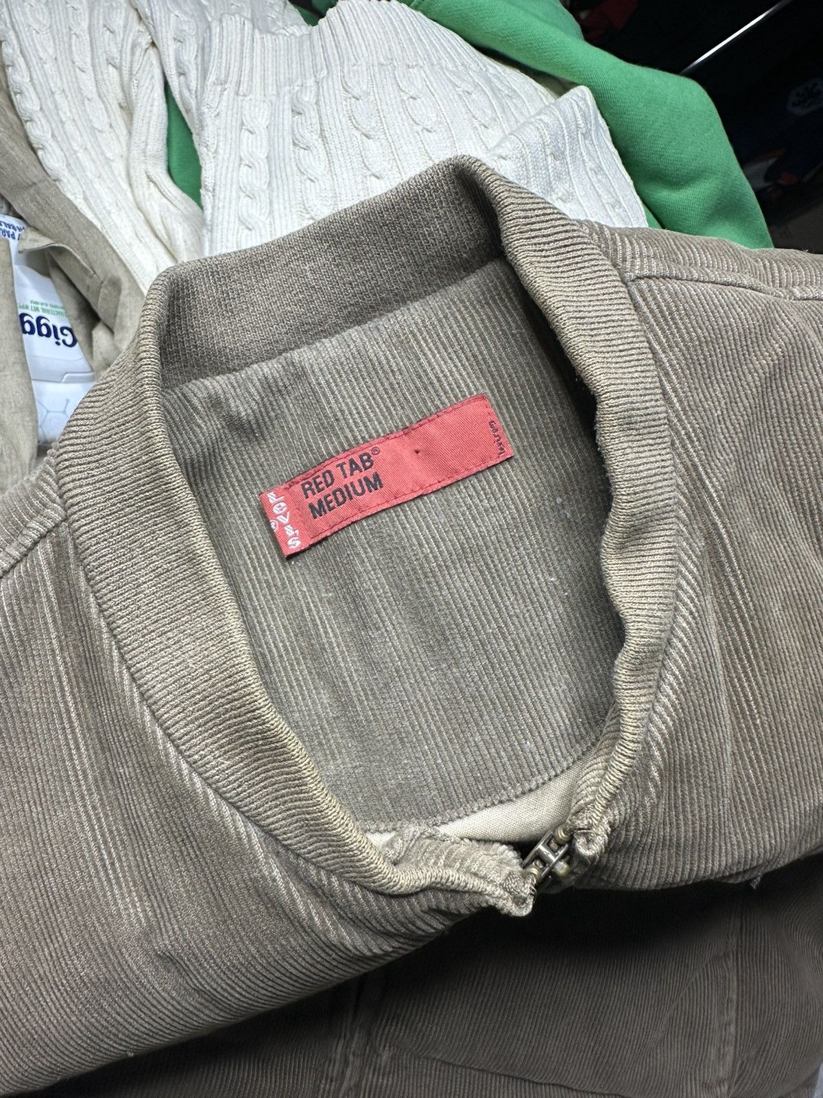 Levi's Levi’s Red Tab Vintage Corduroy Vest Gilet | Utility Y2K Size US M / EU 48-50 / 2 - 13 Thumbnail