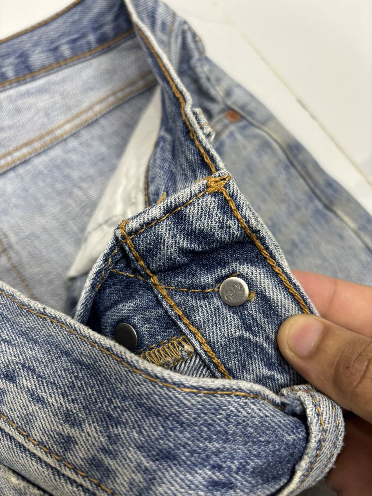 Levi's × Undercover Vintage Levis 501 Kurt Cobain Distressed Denim Jeans Size US 33 - 12 Thumbnail