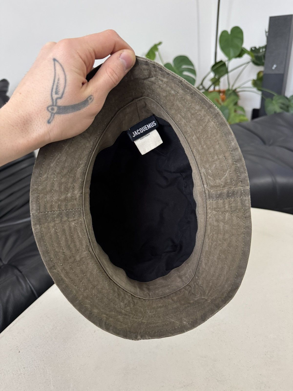Jacquemus Jacquemus Bucket hat Waxed Army Rare Designer Size ONE SIZE - 4 Thumbnail