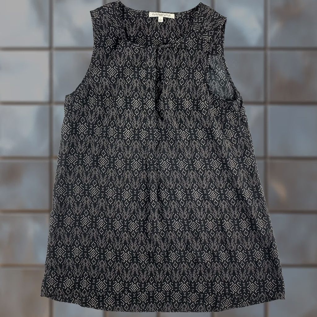 Native DANIEL RAINN Blouse Sleeveless Black Polyester M Women's Pullover Geometric Native Concrete? Size M / US 6-8 / IT 42-44 - 1 Thumbnail