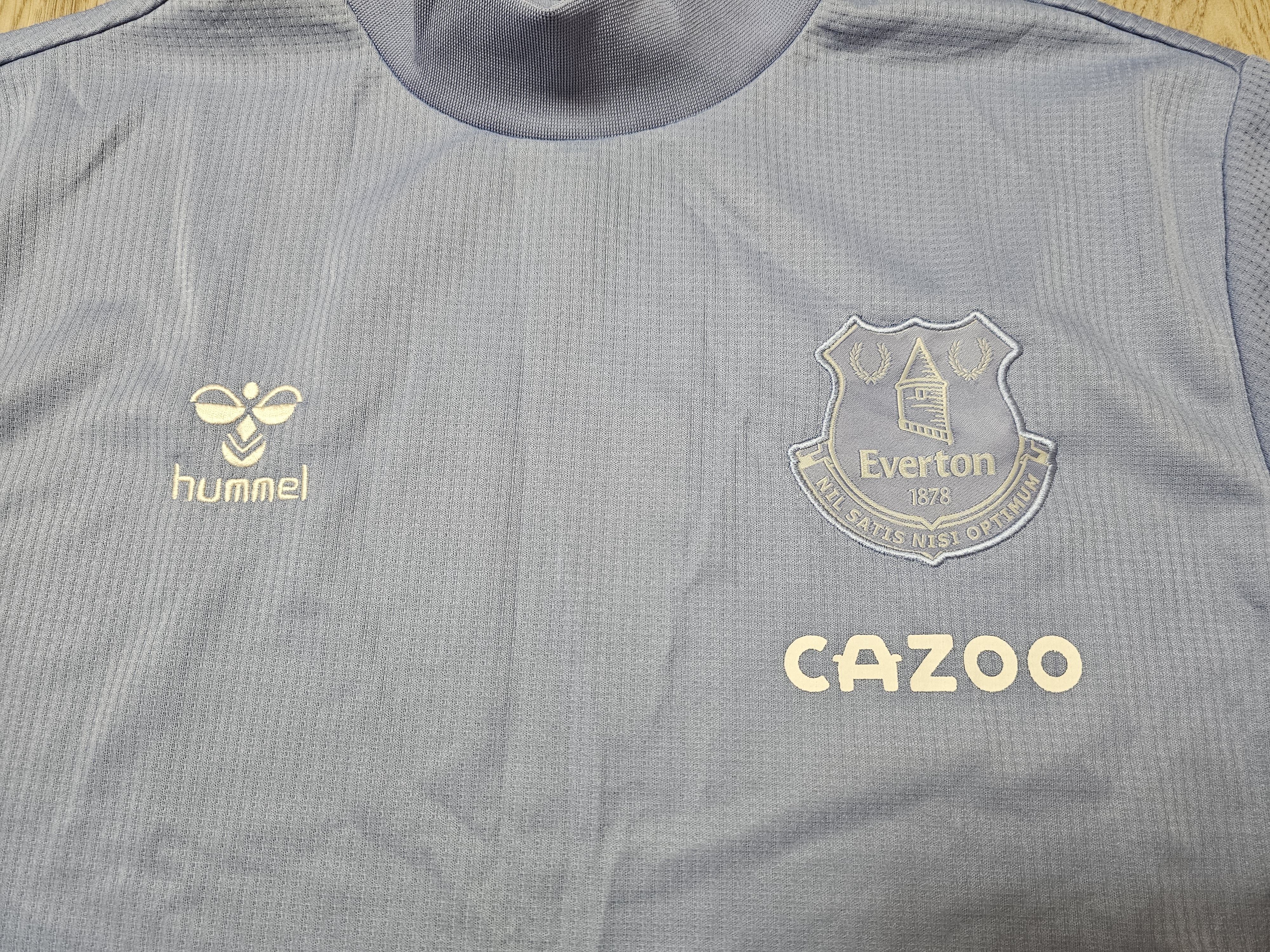 Hummel EVERTON 2022 2023 LONGSLEEVE FOOTBALL SWEATSHIRT SOCCER Size US L / EU 52-54 / 3 - 3 Thumbnail
