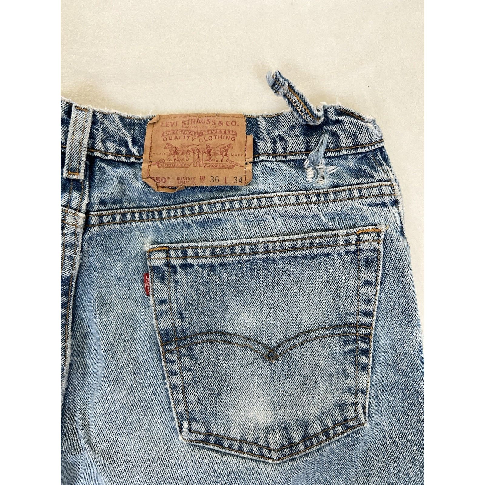 Levi's Vintage Levi’s 550 Blue Denim Jeans Size 34x34 Relax Fit Tap Size US 34 / EU 50 - 8 Thumbnail
