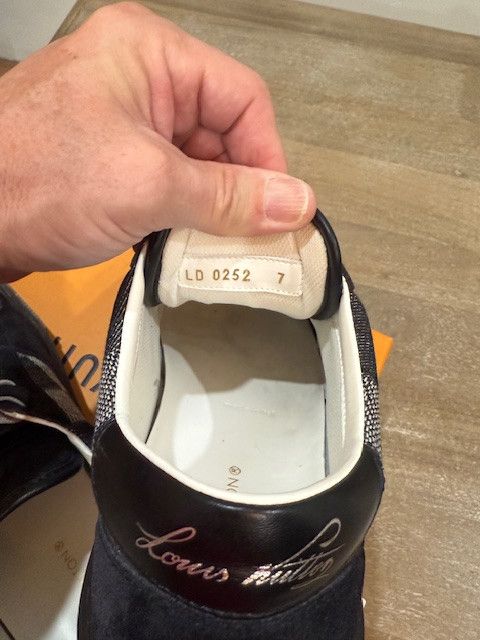 Louis Vuitton LOUIS VUITTON Ollie Sneaker Size US 7 / EU 40 - 5 Thumbnail