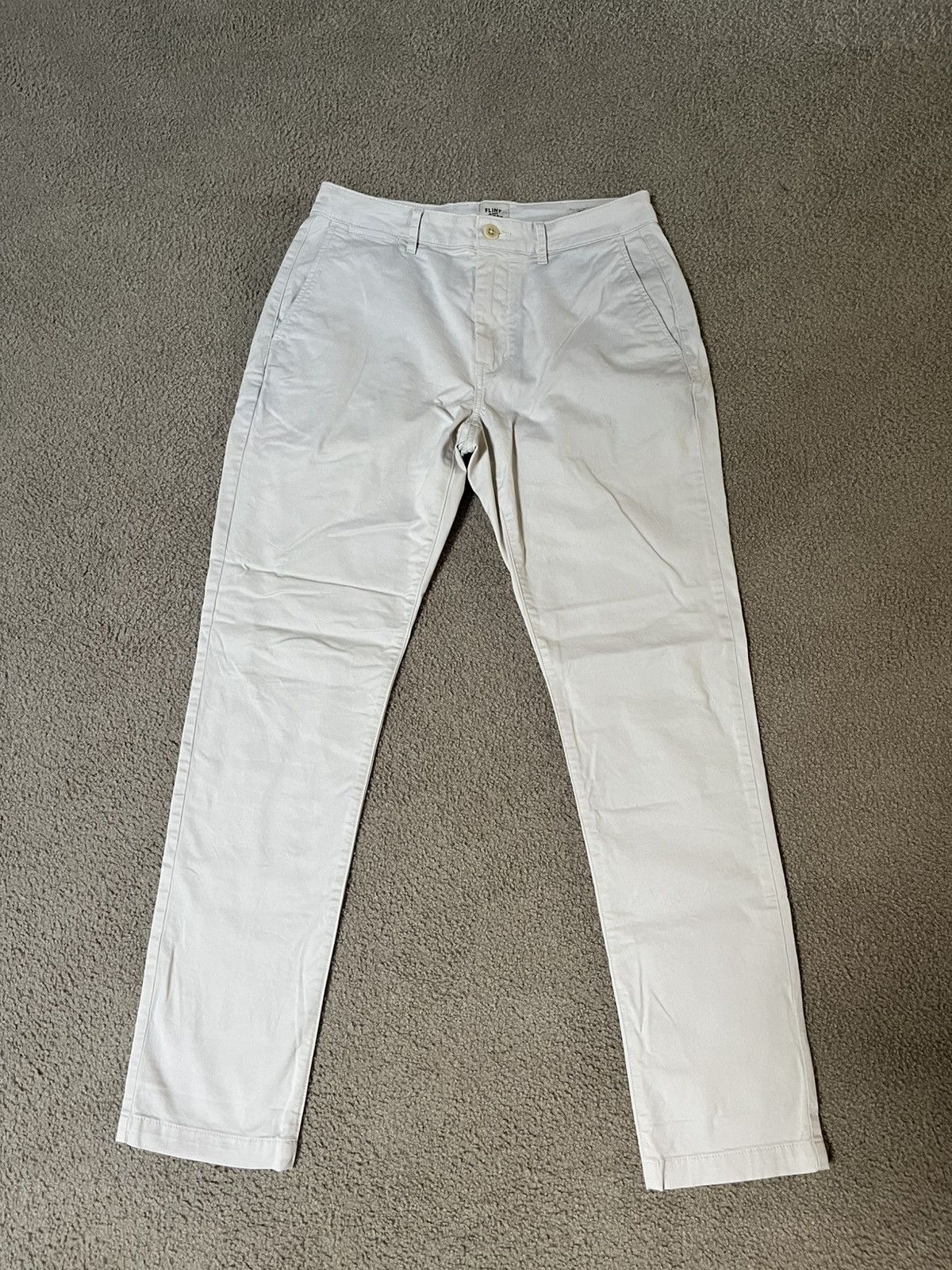 Flint And Tinder Flint and Tinder 365 Chino Pant Athletic Tapered Salt Size US 31 - 1 Thumbnail