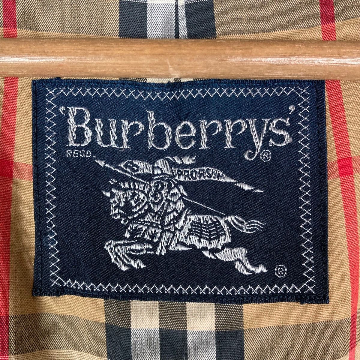 Burberry Burberrys Plaid Pattern Inside Trench Coat Jacket Size US M / EU 48-50 / 2 - 7 Thumbnail