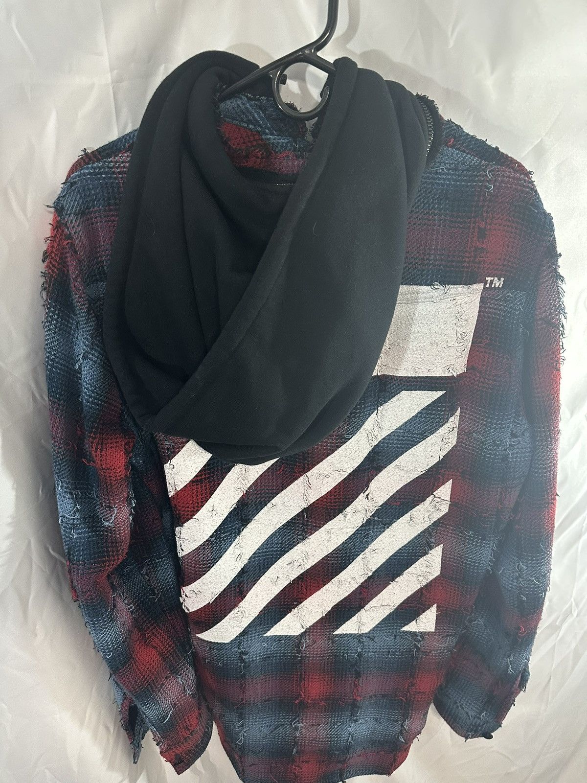 Off-White OFF WHITE PLAID SWEATER Size US M / EU 48-50 / 2 - 8 Thumbnail