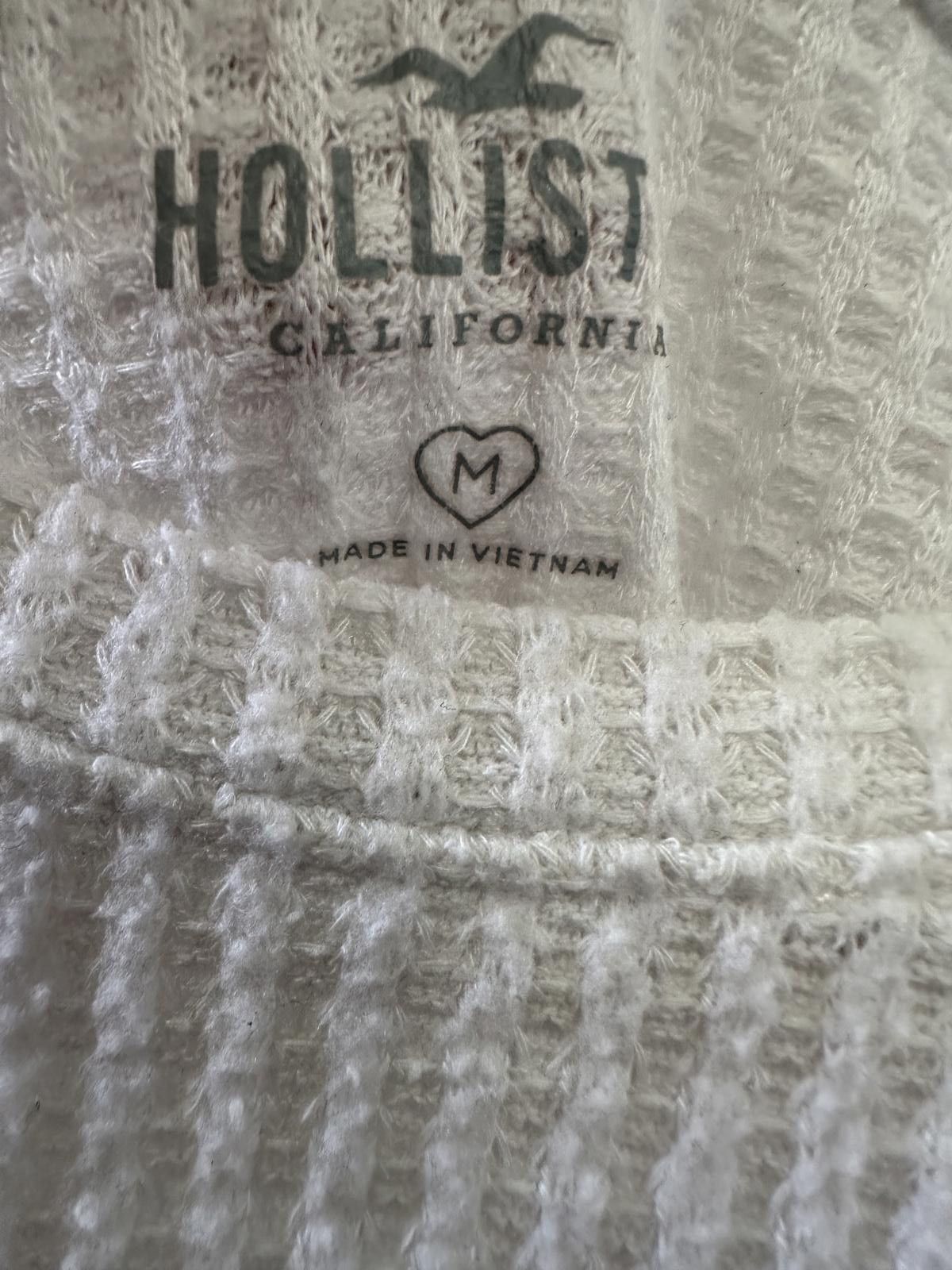 Hollister Hollister White Waffle Knit Short Sleeve T-Shirt, Size M Size M / US 6-8 / IT 42-44 - 3 Thumbnail