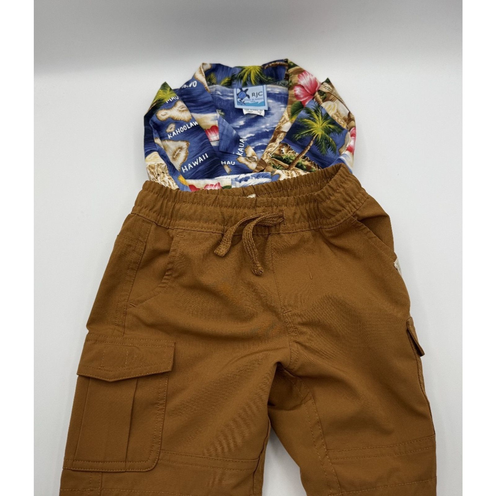 Other RJC Boys Hawaiian Style Shirt and Shorts Combo Size 4T-5 Size ONE SIZE - 2 Thumbnail