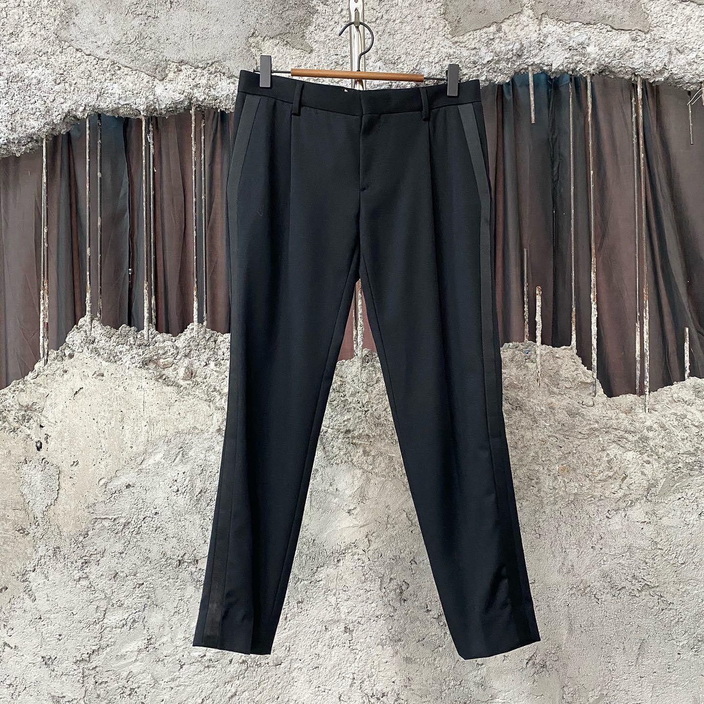 Saint Laurent Paris Saint Laurent Satin Stripe Tuxedo Trousers Size 38 Size 26" / US 2 / IT 38 - 1 Thumbnail
