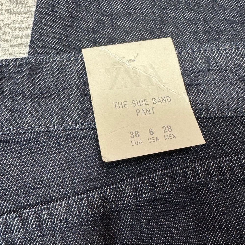 Zara NWT New Zara MID-WAIST SIDE STRIPE JEANS Size 6 Size 28" / US 6 / IT 42 - 9 Thumbnail