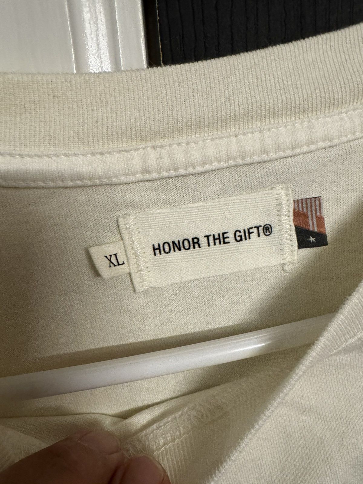 Honor the Gift Honor the Gift ‘Inner City Sounds’ Cream T Shirt - Size XL Size US XL / EU 56 / 4 - 3 Thumbnail
