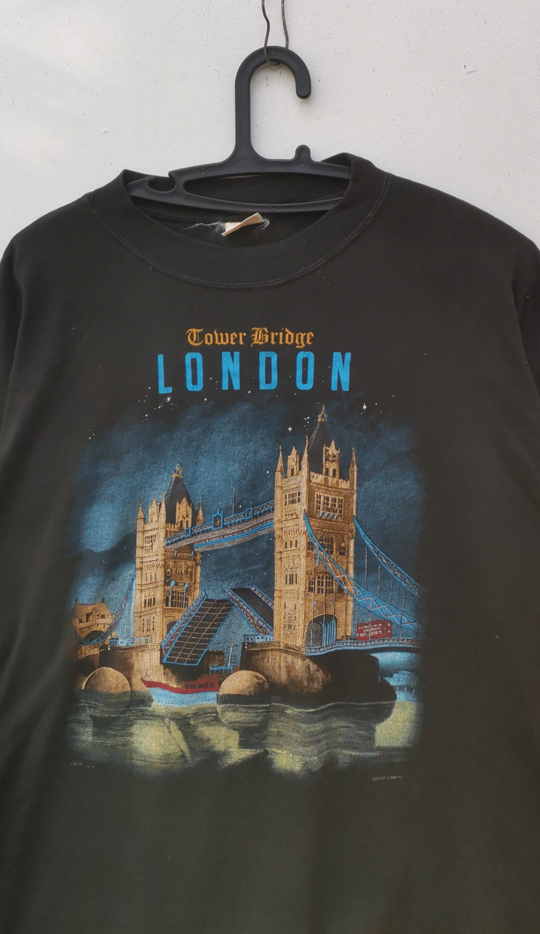 Unknown London × Vintage Rare vintage Tower Bridge London t-shirt Size US L / EU 52-54 / 3 - 2 Thumbnail