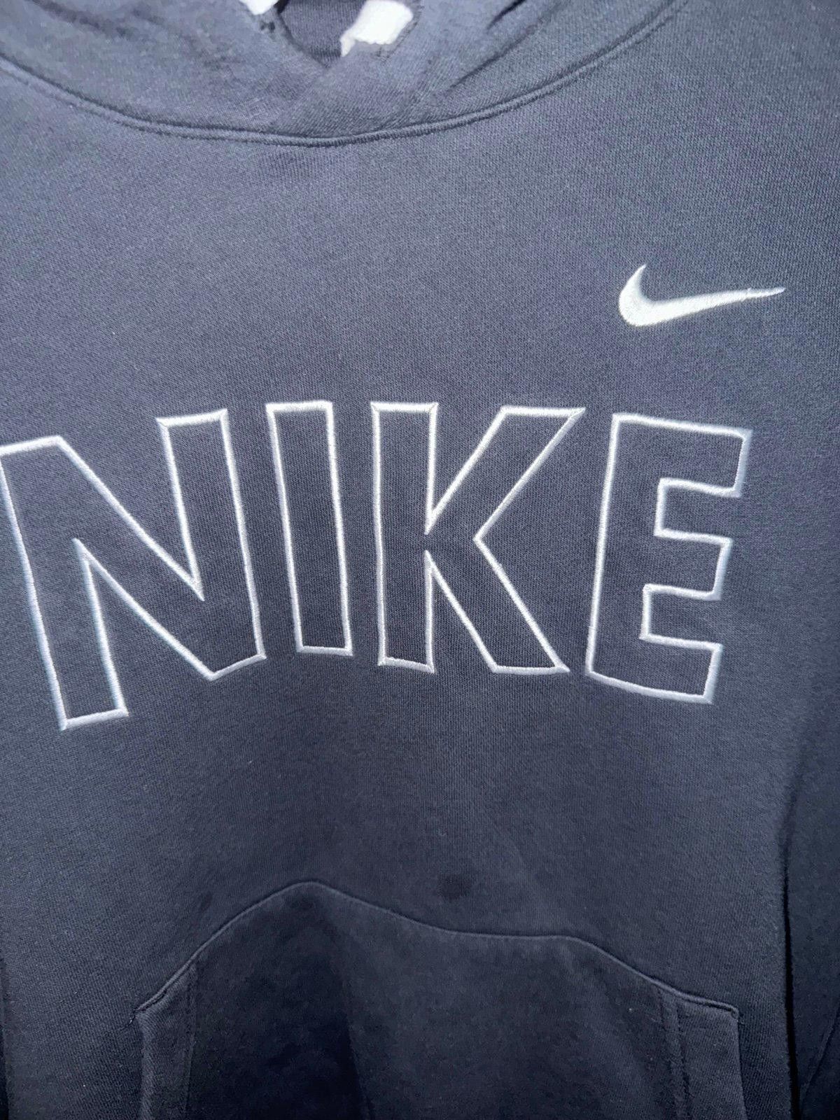Nike Nike Black Spellout Hoodie Y2K Rare Sz L Men’s Embroidered Size US L / EU 52-54 / 3 - 3 Thumbnail