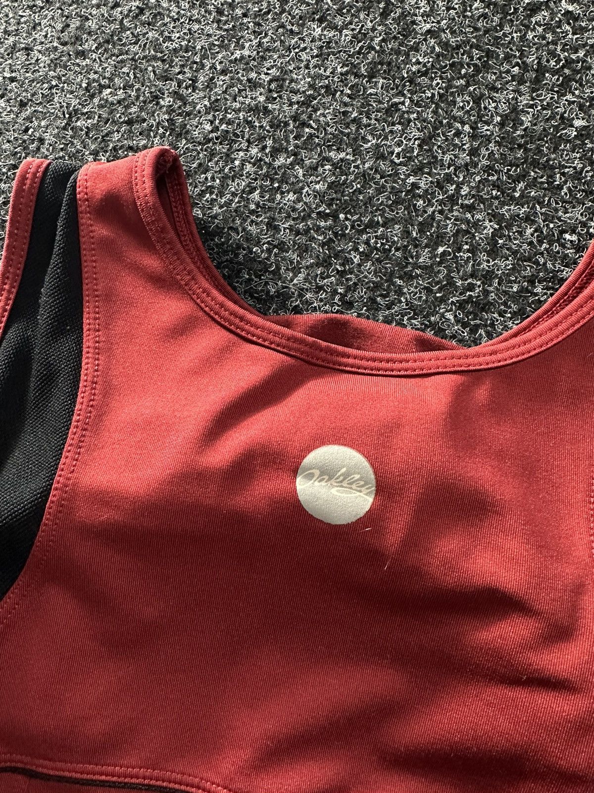 Oakley × Vintage 🚨Oakley Woman Tank Top OUTDOOR SPORT Y2K red size L Size L / US 10 / IT 46 - 9 Thumbnail