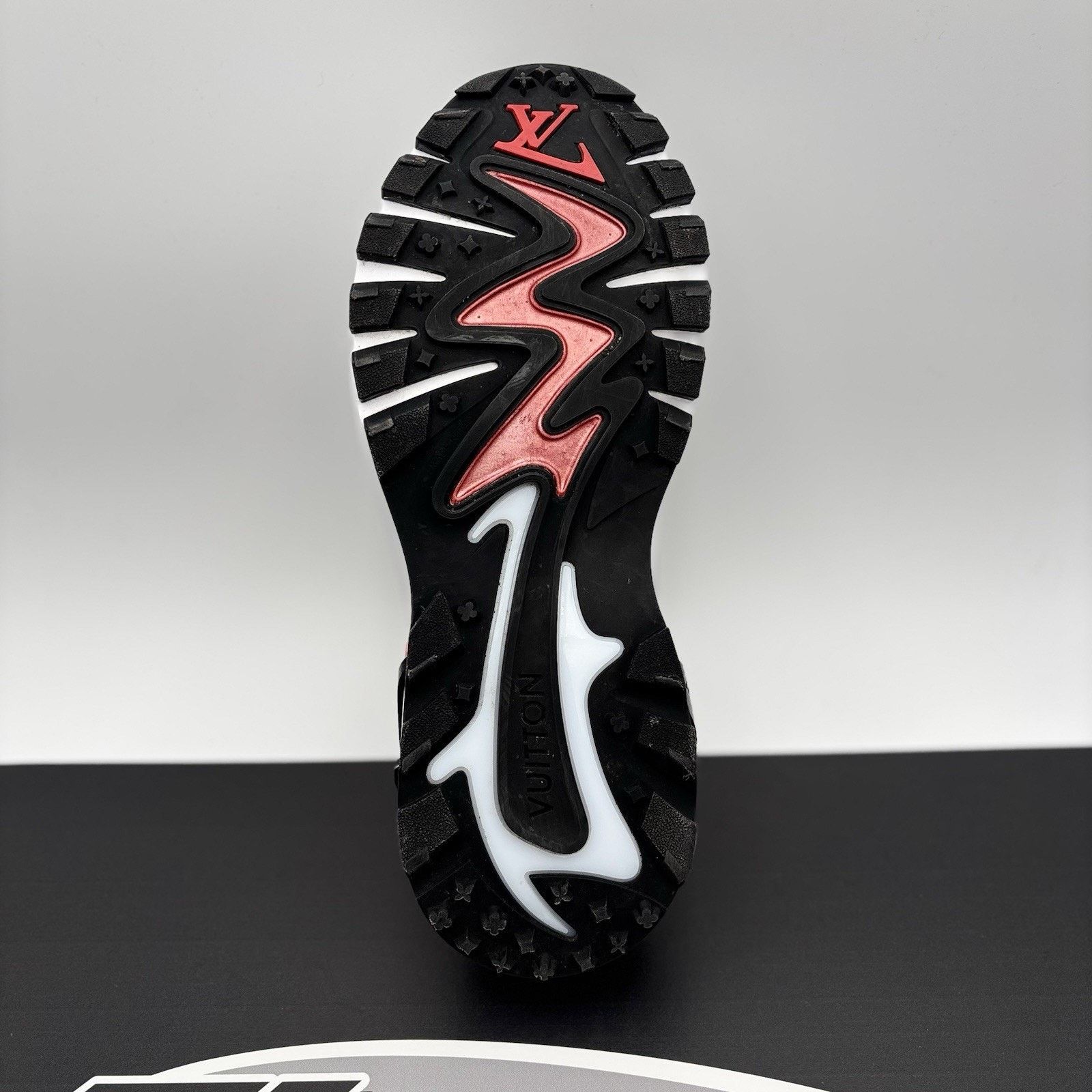 Louis Vuitton Louis Vuitton Tactic Runner ' Red Grey ' | GREAT COND! Size US 10 / EU 43 - 8 Thumbnail