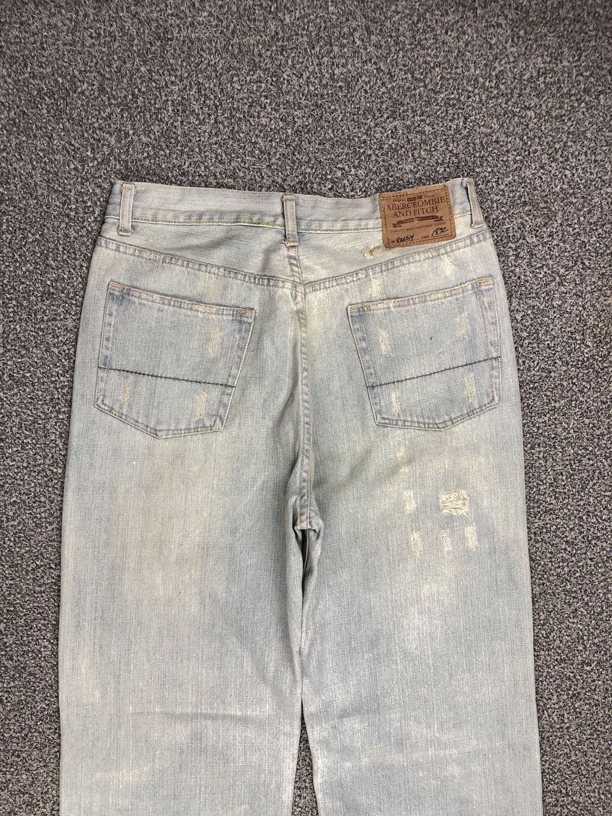Abercrombie & Fitch Vintage Crazy Distressed Abercrombie And Fitch Flare Jeans Size US 33 - 11 Thumbnail
