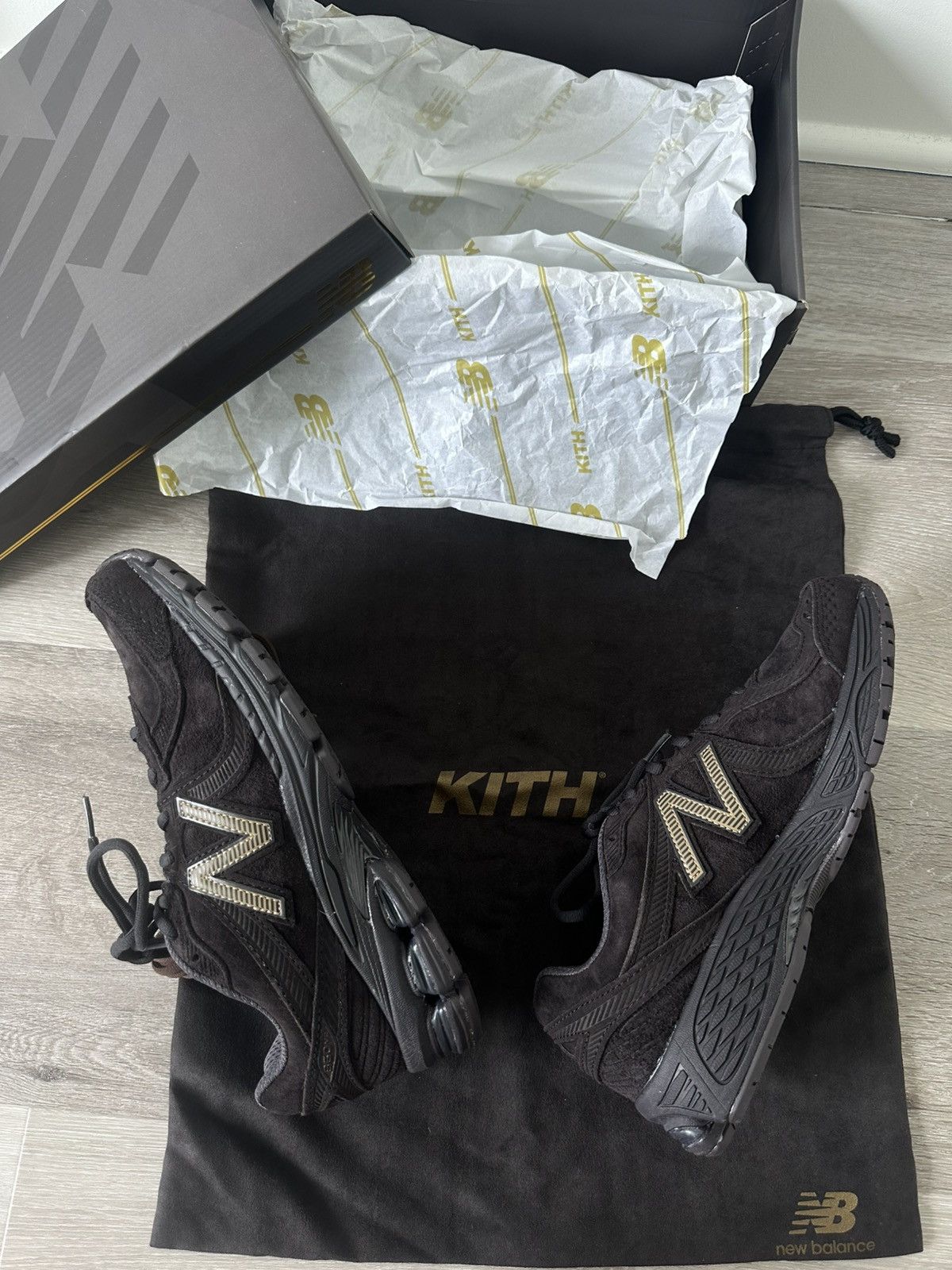 Kith × New Balance Kith New Balance Espresso 860v2 Size US 6.5 / EU 39-40 - 7 Thumbnail