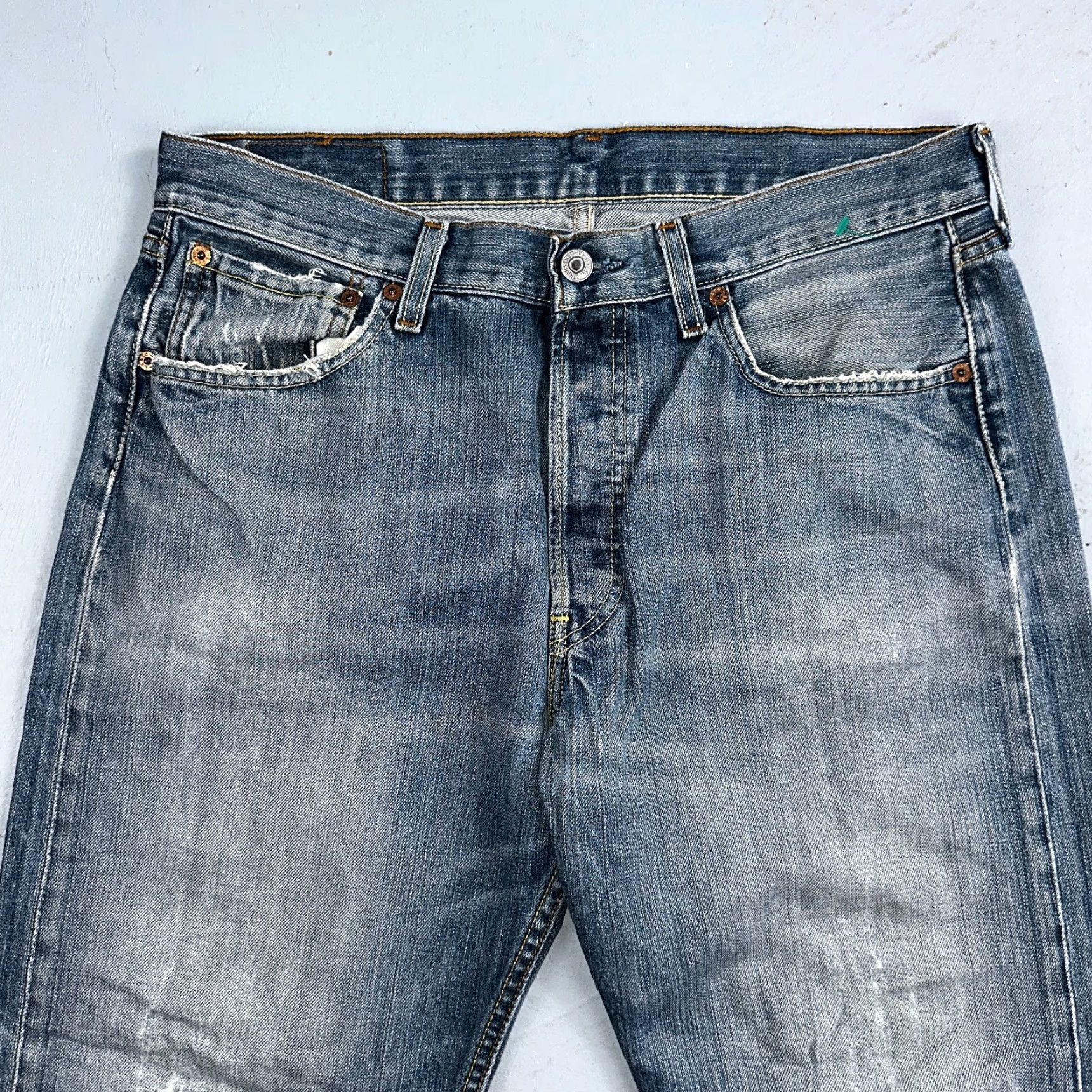 Levi's Levis 501 Vintage Y2K XX Straight Leg Jeans Blue Med Wash 33x32 32x31 Levi's 501 Jeans Mens Denim 90s Straight Vintage Blue Size US 33 - 2 Thumbnail