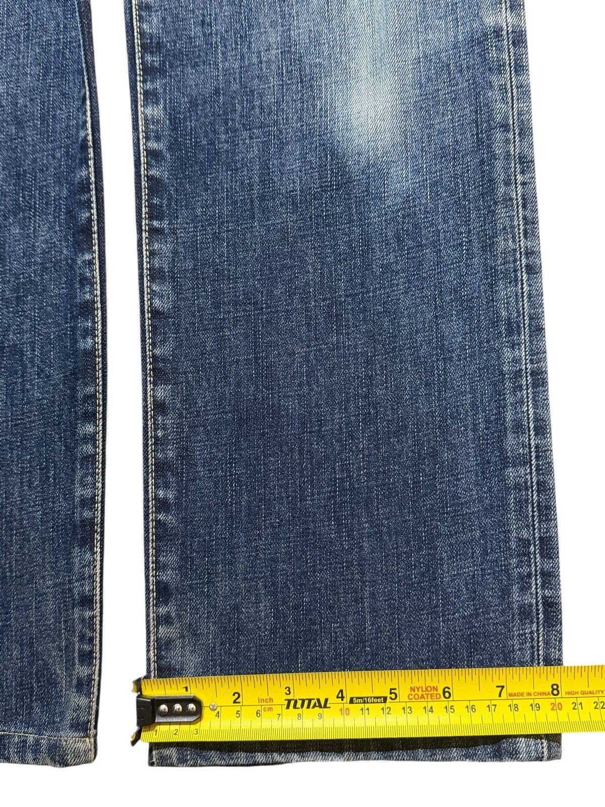 Uniqlo Vintage Y2K Uniqlo Blue Faded Wash Whisker Straight Loose Size US 30 / EU 46 - 13 Thumbnail