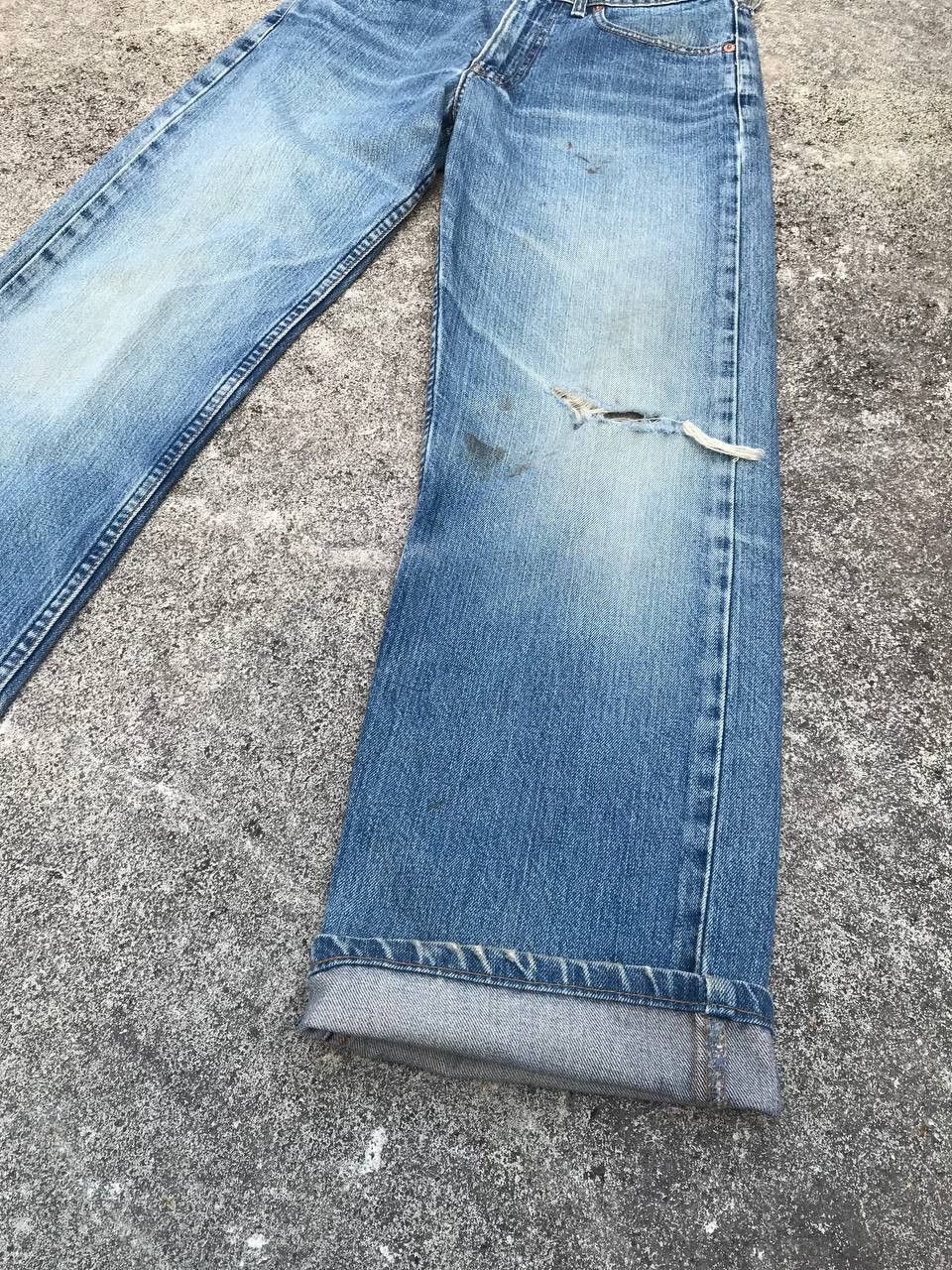 Levi's × Vintage VINTAGE LEVIS 512 LIGHTWASH DISTRESSED DIRTY W28X29 Size US 28 / EU 44 - 11 Thumbnail