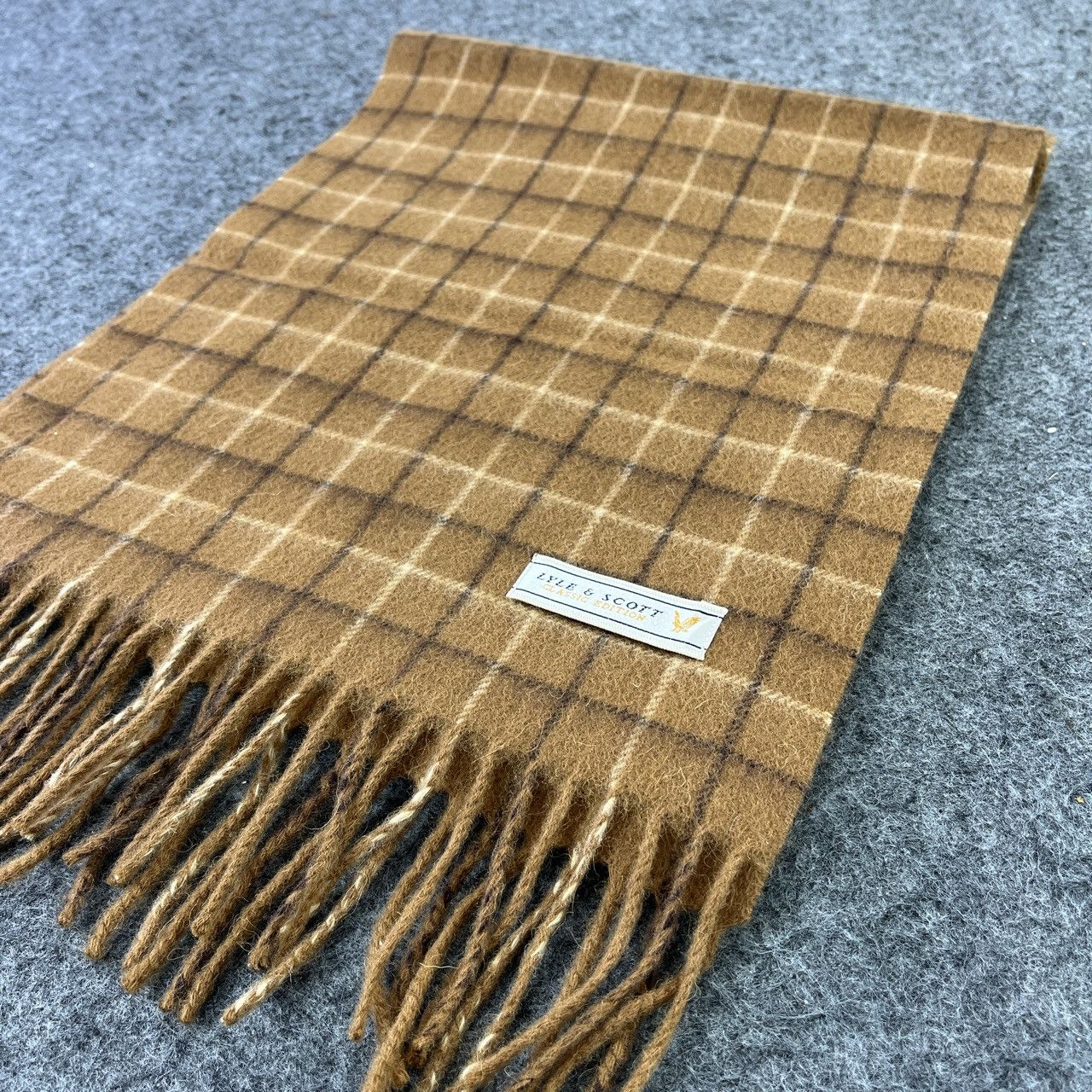 Lyle & Scott Lyle & Scott Scarf / Muffler / Neckwear T494 Size ONE SIZE - 8 Thumbnail