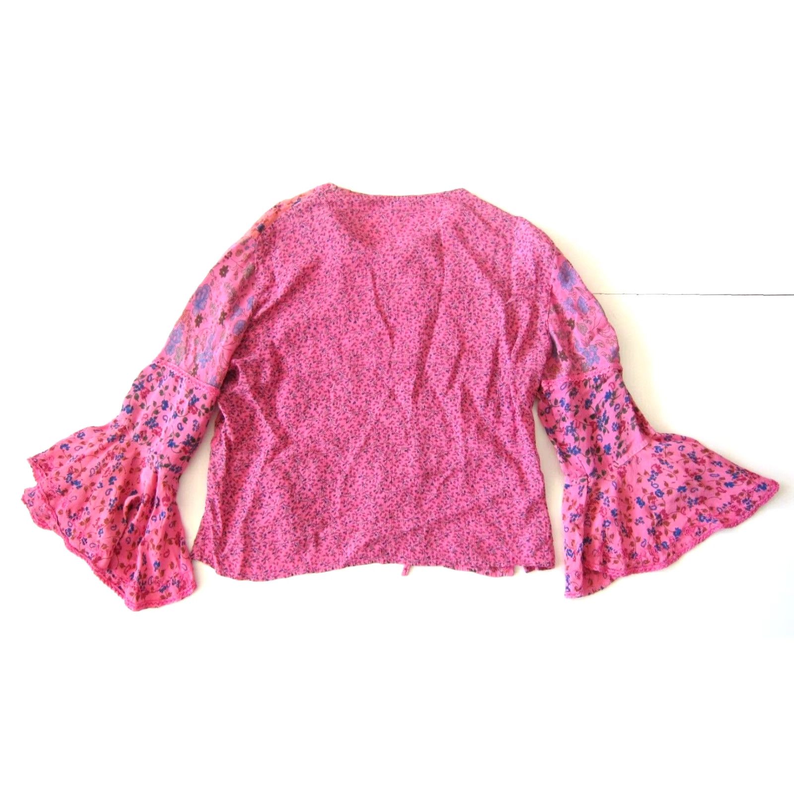 Vintage VINTAGE Flying High Blouse Shirt Floral Embroidered Pink Rayon Flare Sleeve V-Neck Cropped S/M Women Size S / US 4 / IT 40 - 2 Thumbnail