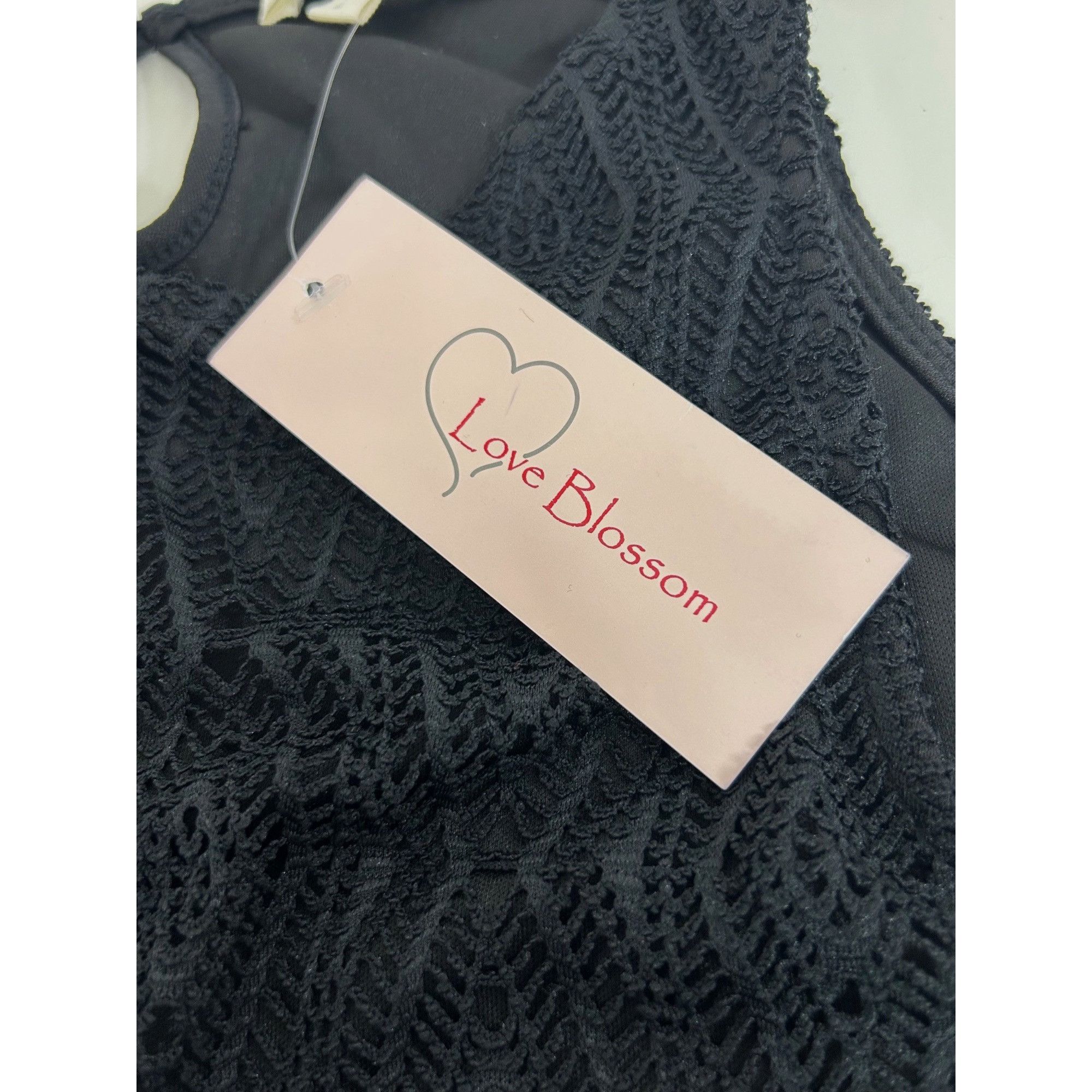 Other Love Blossom Girl Women’s Top L Black Lace Overlay Sleeveles Size L / US 10 / IT 46 - 7 Thumbnail