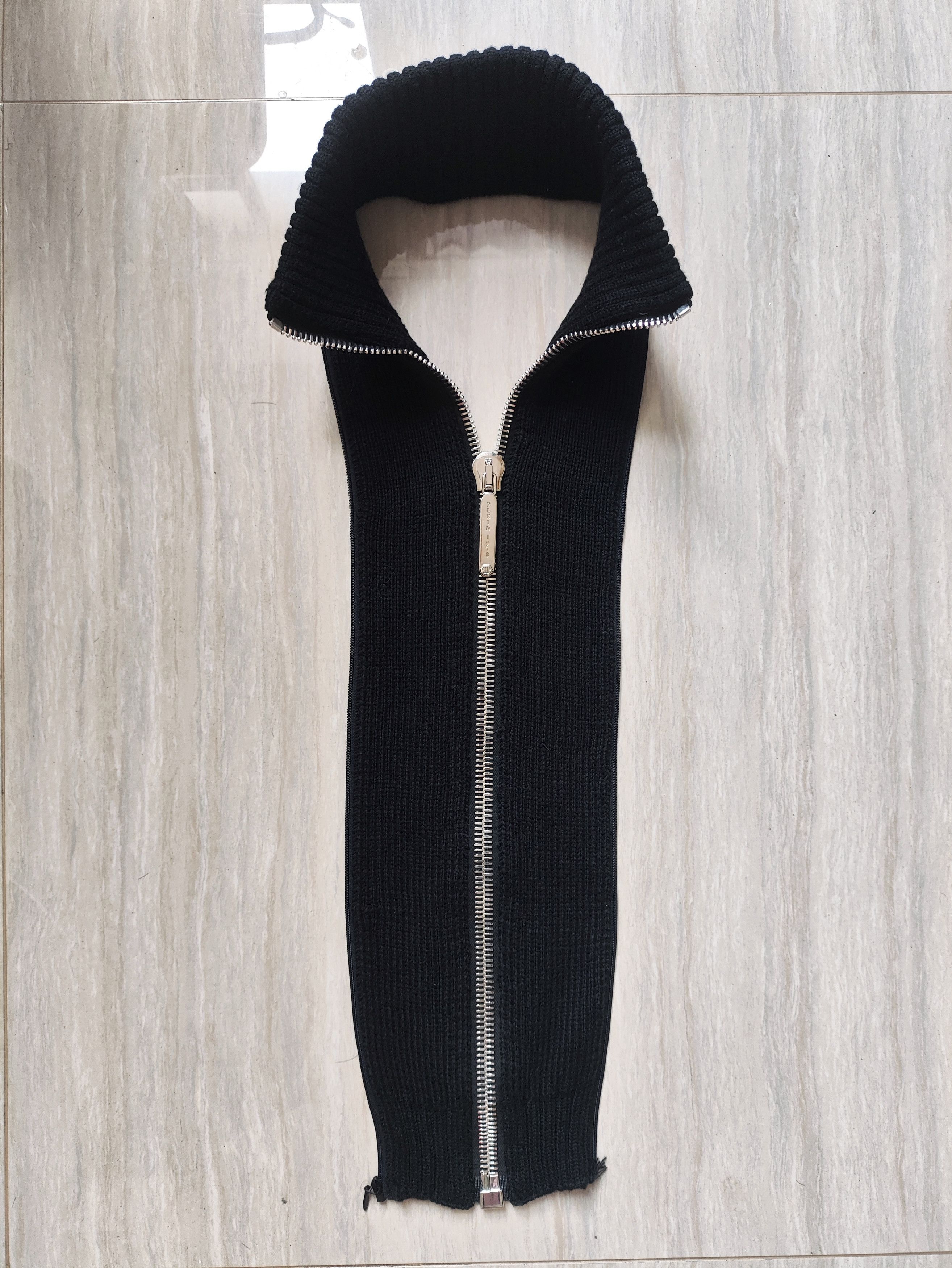 Philipp Plein Avant-Garde Knitted Zipper Collar Scarf Size ONE SIZE - 2 Thumbnail
