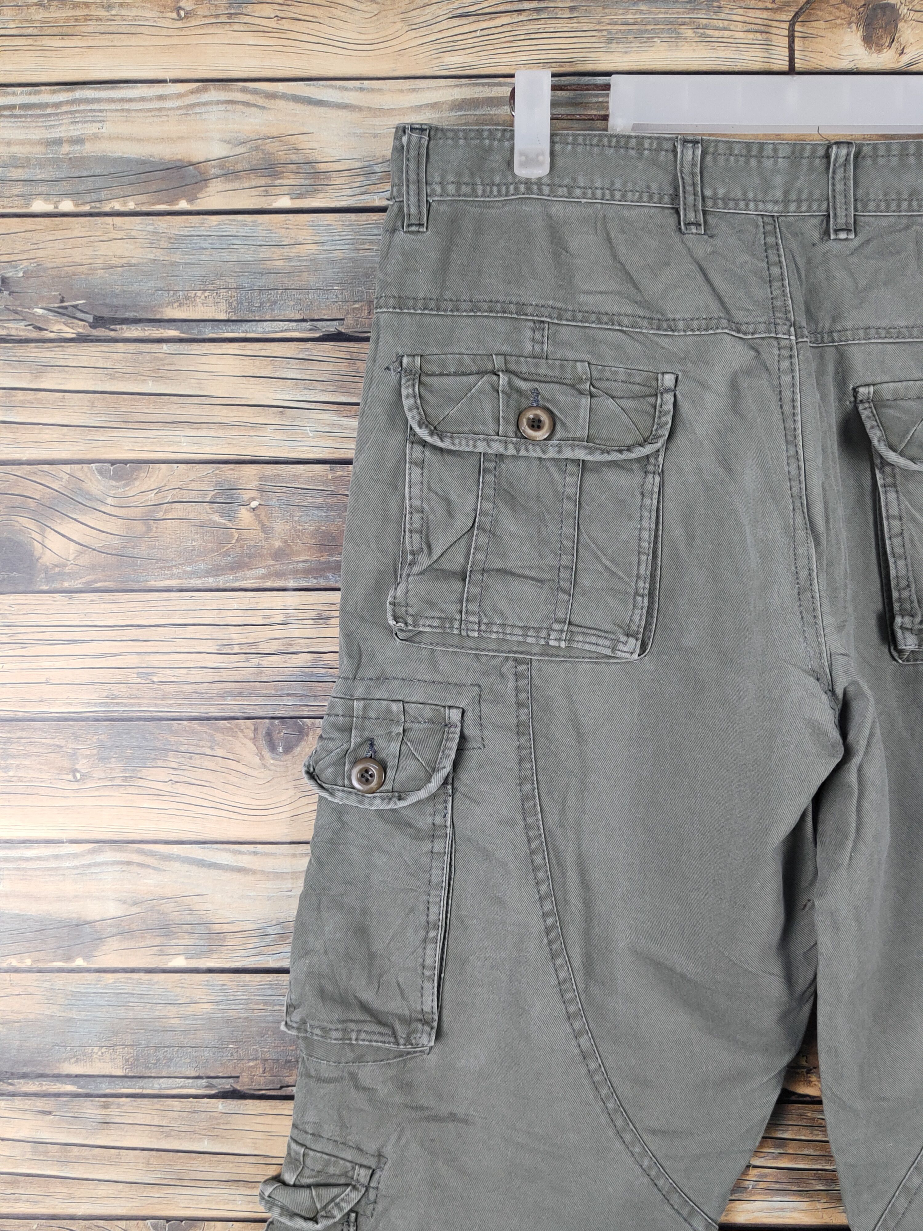 Japanese Brand Japanese Brand Olive Multipocket Tactical Cargo Pants #W1505 Size US 35 - 10 Thumbnail