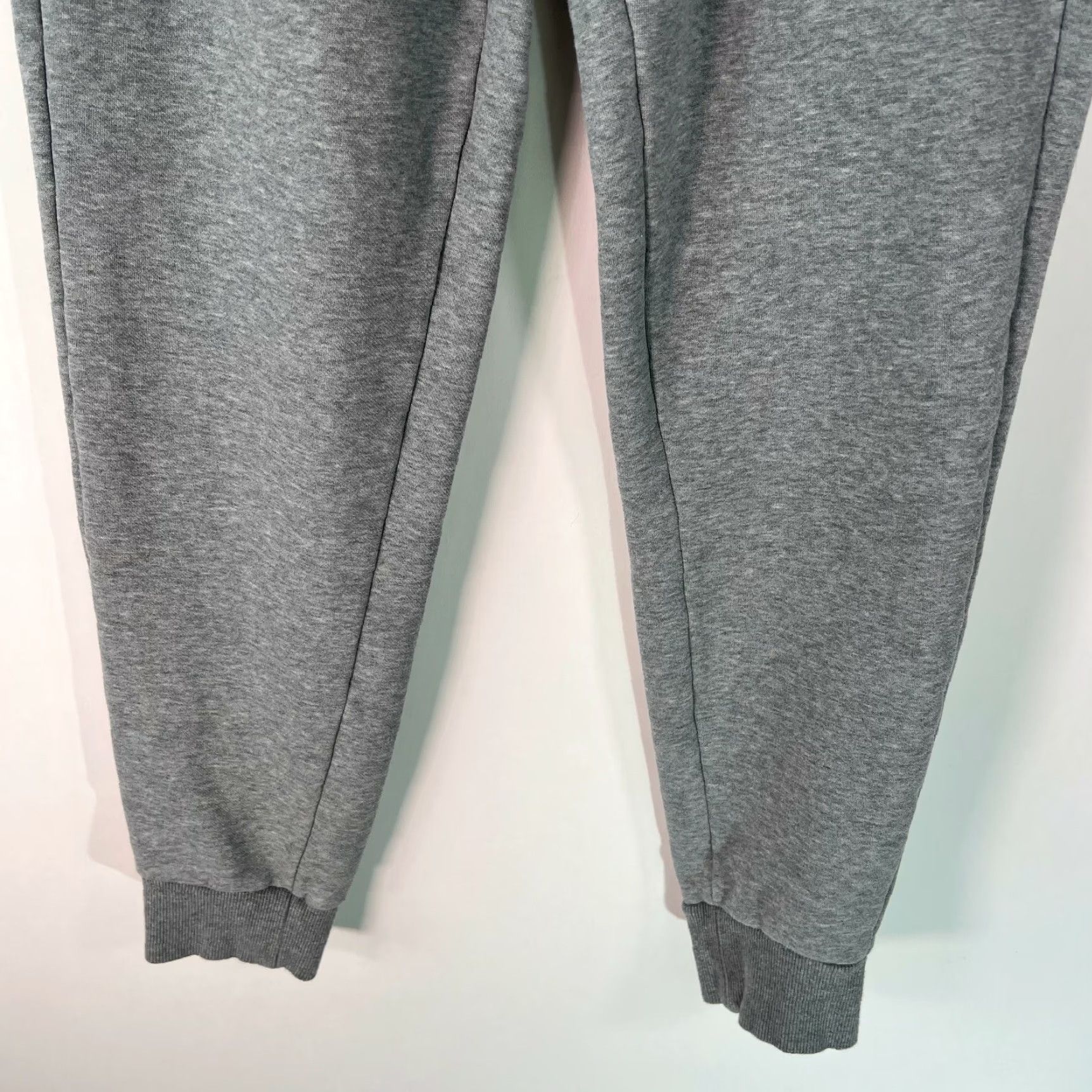 Puma Puma Mens Jogger Pants Gray Size S Elastic Waist Drawstring Flat Front Pockets Adult Men Regular Inseam 30 in Size US 28 / EU 44 - 4 Thumbnail