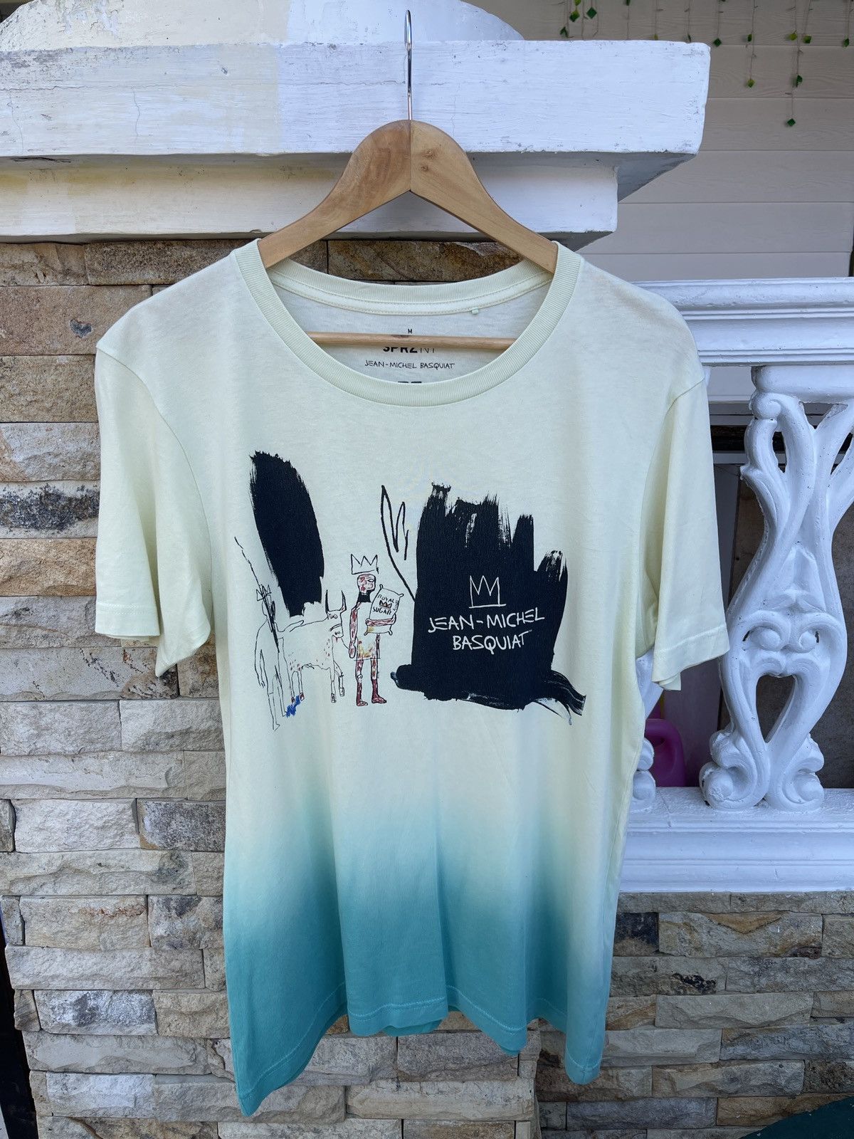 Jean-Michel Basquiat Last Drop🔥Rare🔥Jean Michel Basquiat X Uniqlo Arts T-Shirt Size US M / EU 48-50 / 2 - 1 Thumbnail