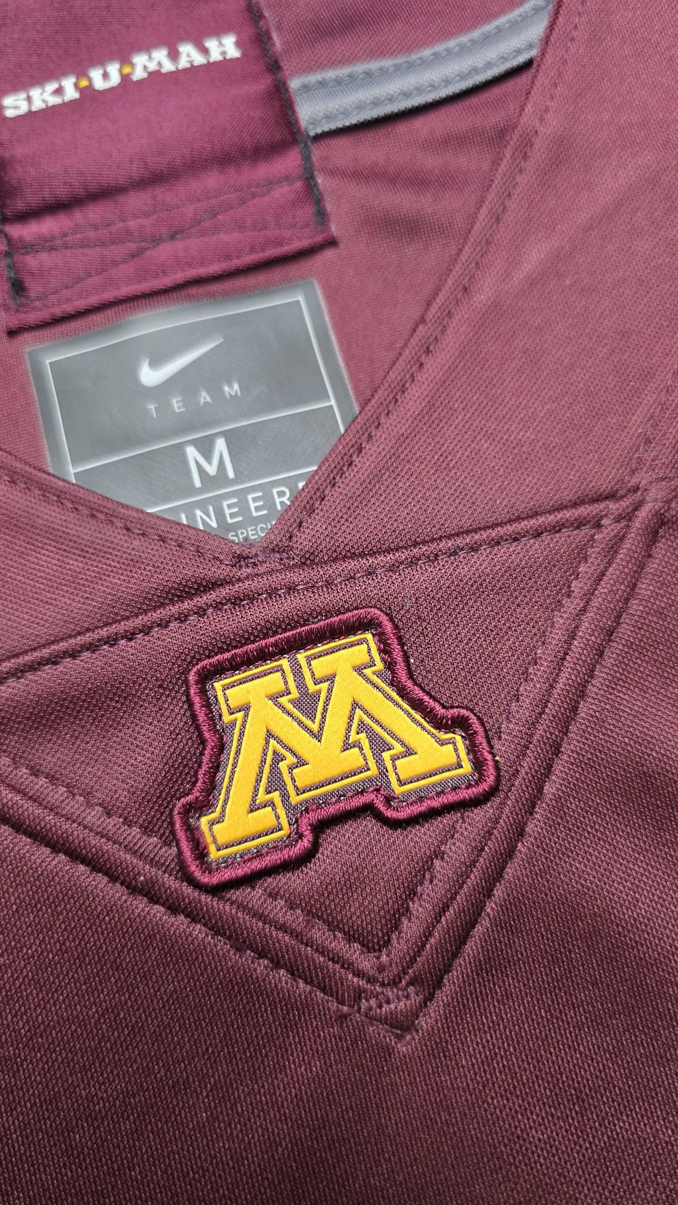 Nike Taylor Minnesota Golden Gophers NIL Game Jersey Maroon Size US M / EU 48-50 / 2 - 11 Thumbnail