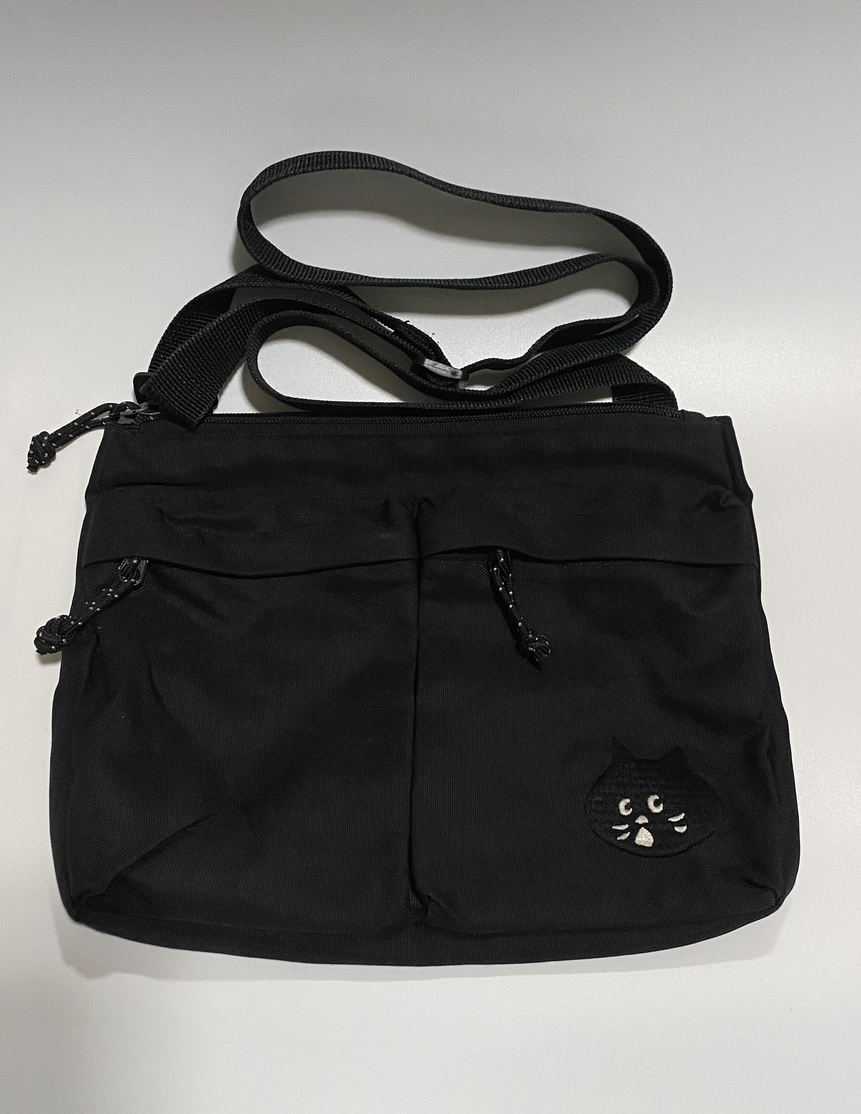 Ne Net Ne-Net By Issey Miyake - Flat Sling Bag in Black, Men's