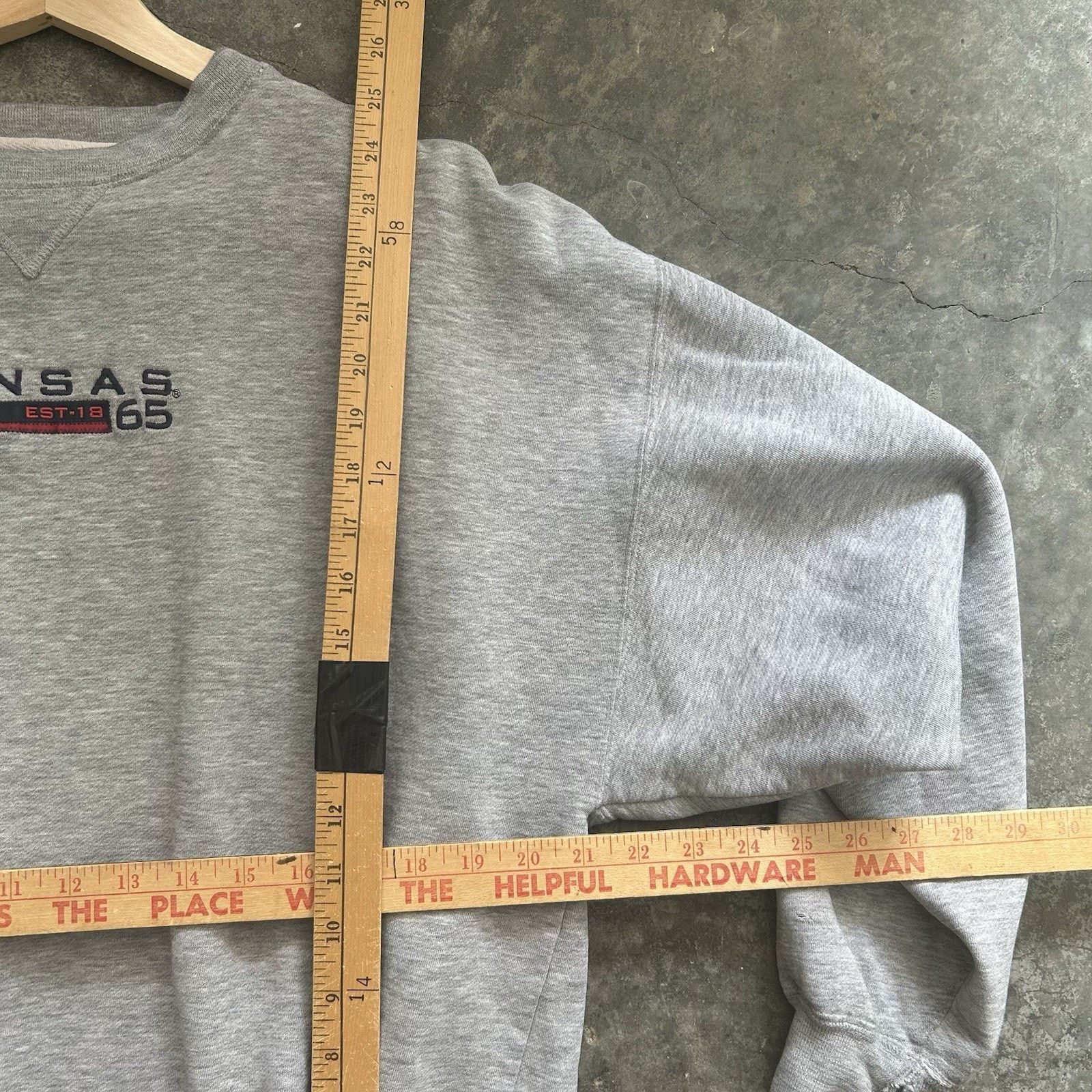 Vintage Vintage Minimal Gray KU Crewneck Men’s XL Kansas Jayhawks Un Size US XL / EU 56 / 4 - 7 Thumbnail