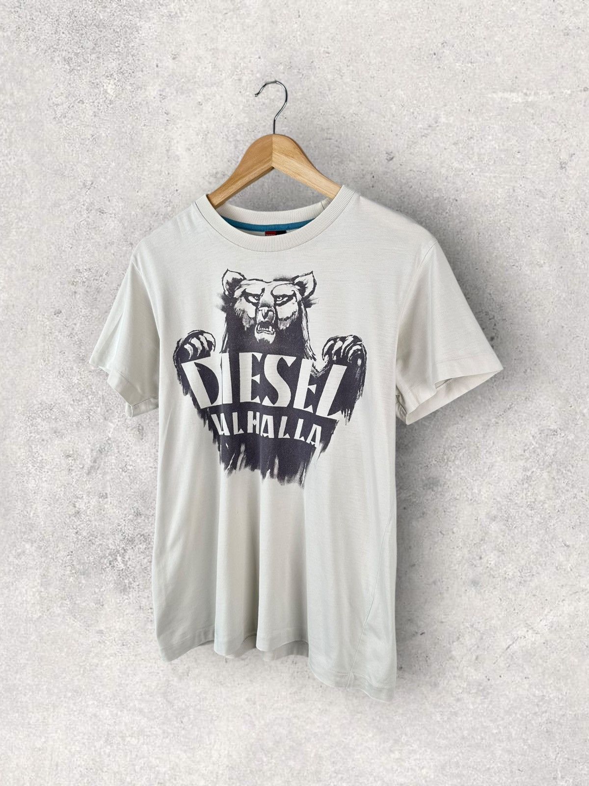 Diesel Vintage Y2k Diesel Valhalla Bear Logo Tee Size US M / EU 48-50 / 2 - 1 Thumbnail