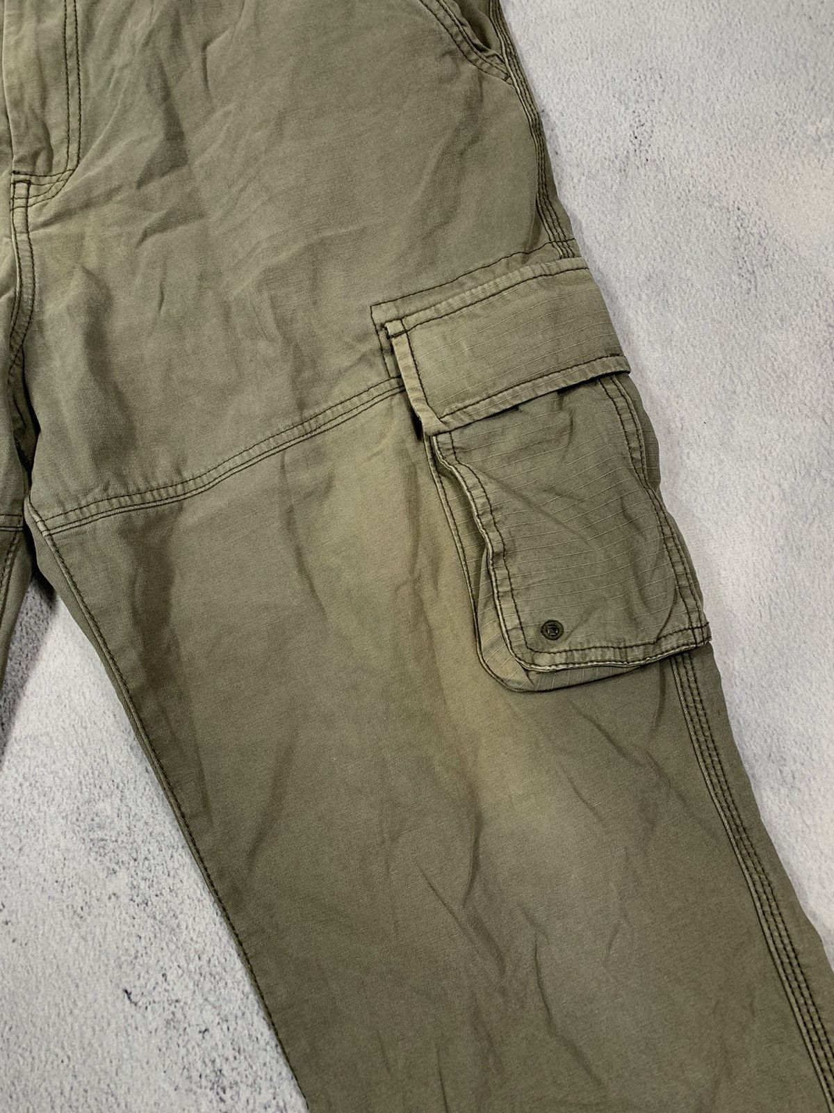 Vintage Vintage Y2K cargo faded wide pants outdoor style size 38 Size US 38 / EU 54 - 5 Thumbnail